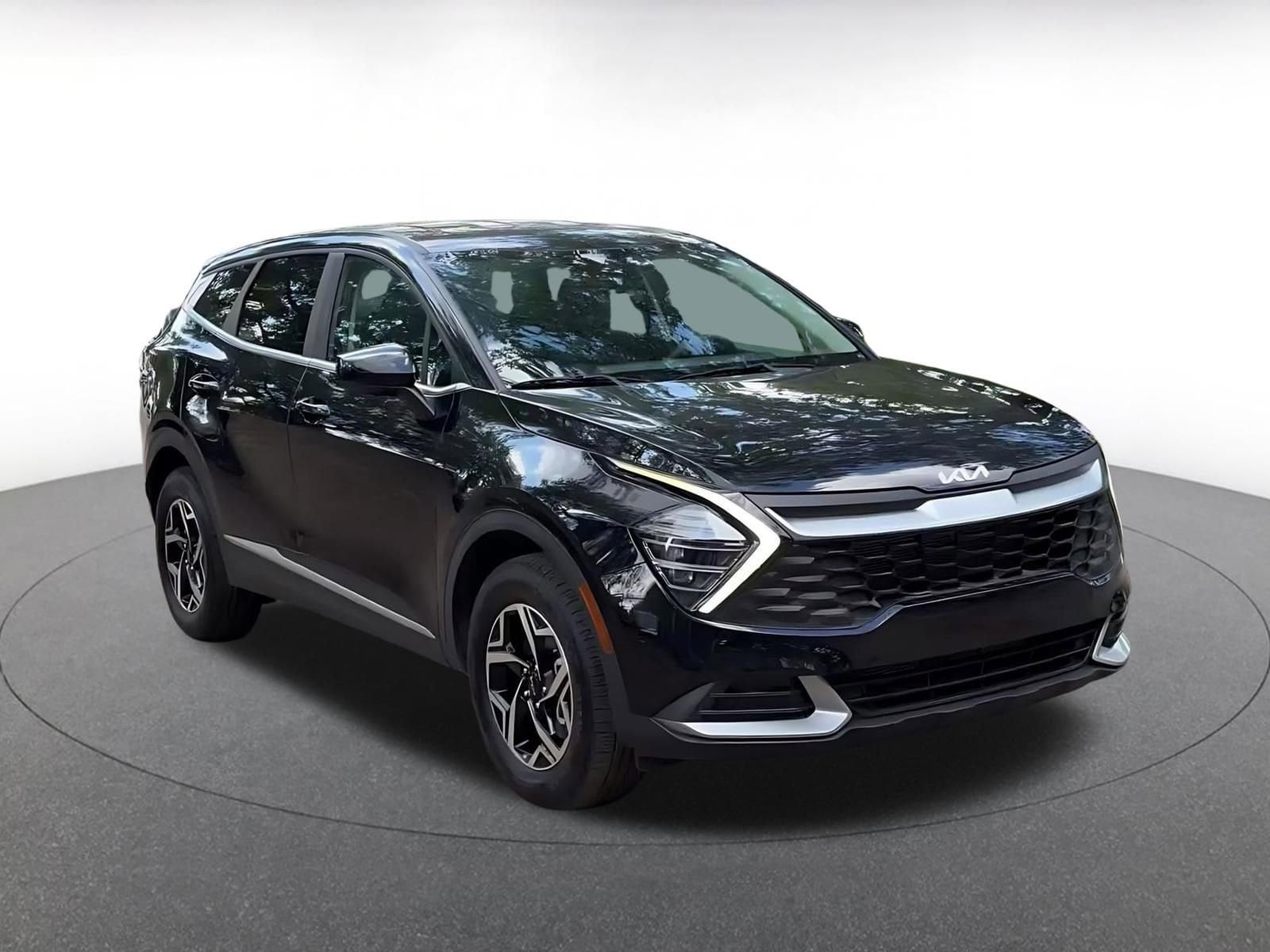 Thumbnail: 2025 Kia Sportage - 3