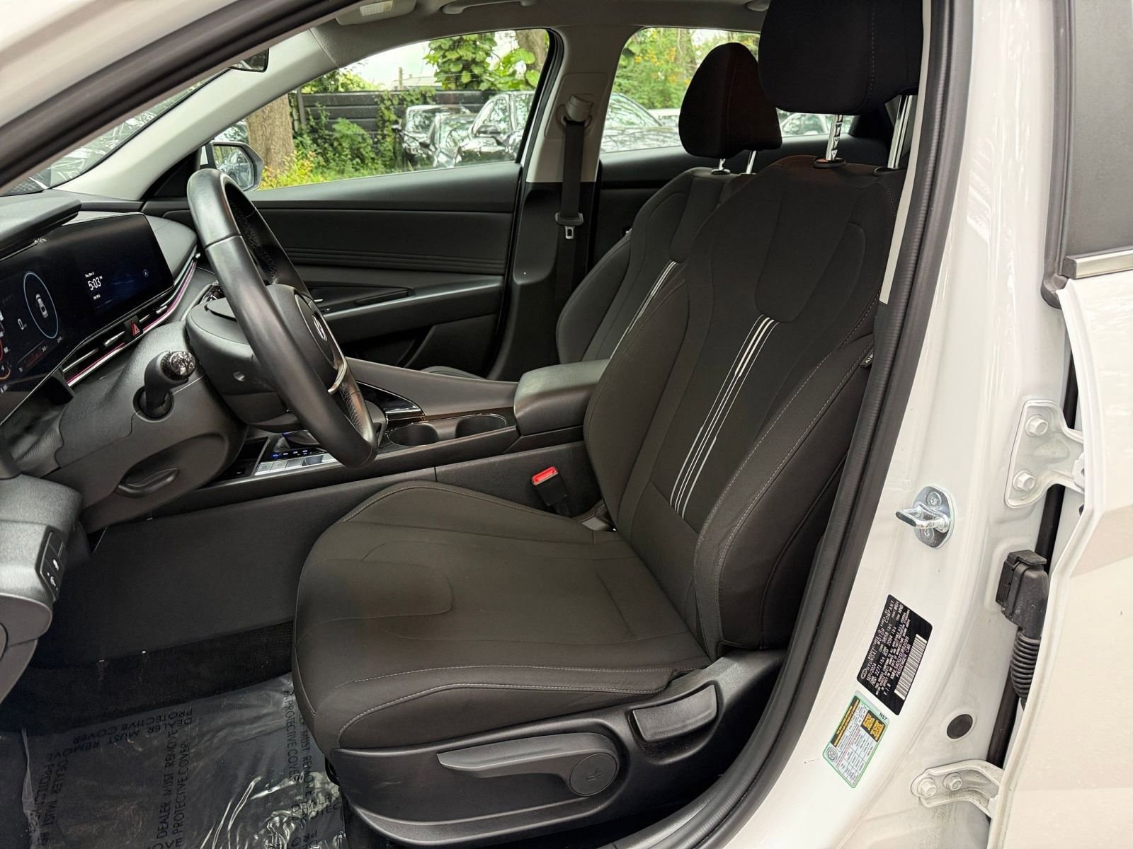 Thumbnail: 2025 Hyundai Elantra - 30