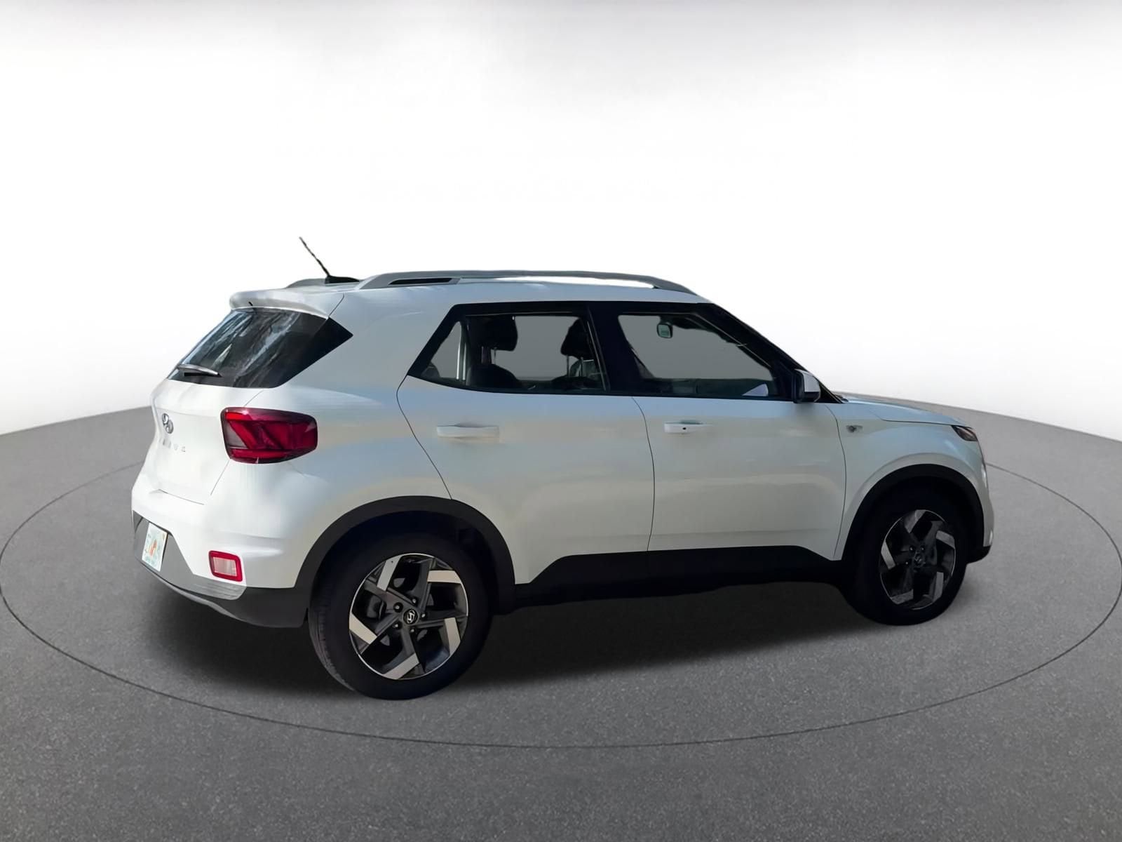 Thumbnail: 2025 Hyundai Venue - 15
