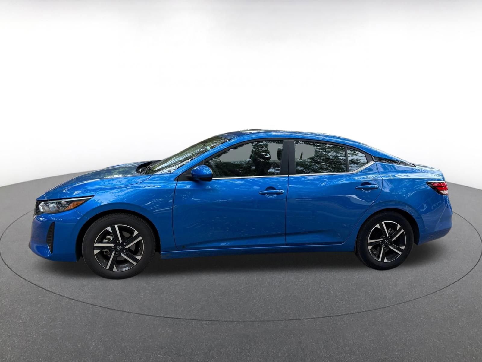 Thumbnail: 2025 Nissan Sentra - 12