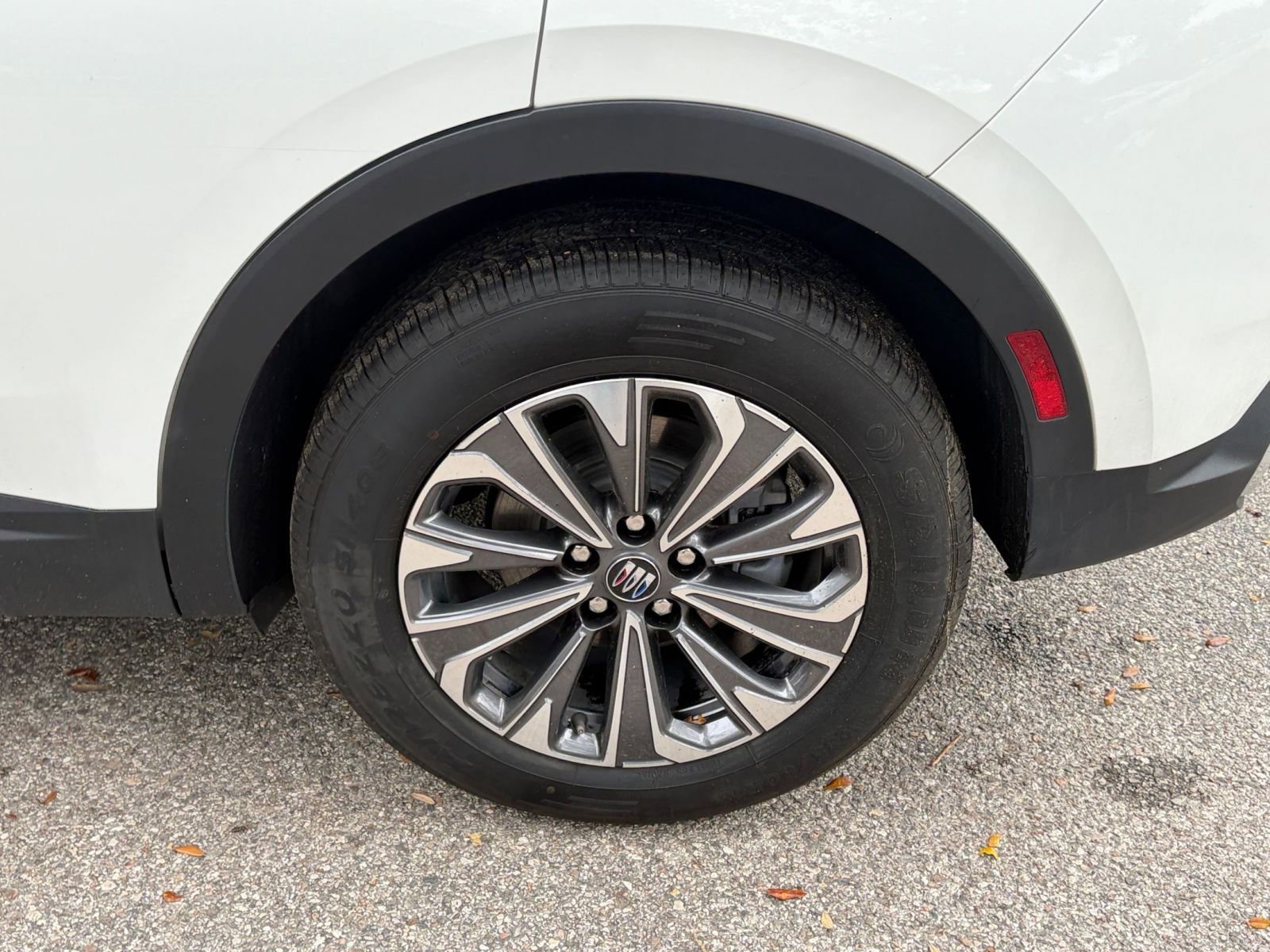 Thumbnail: 2024 Buick Envision - 25