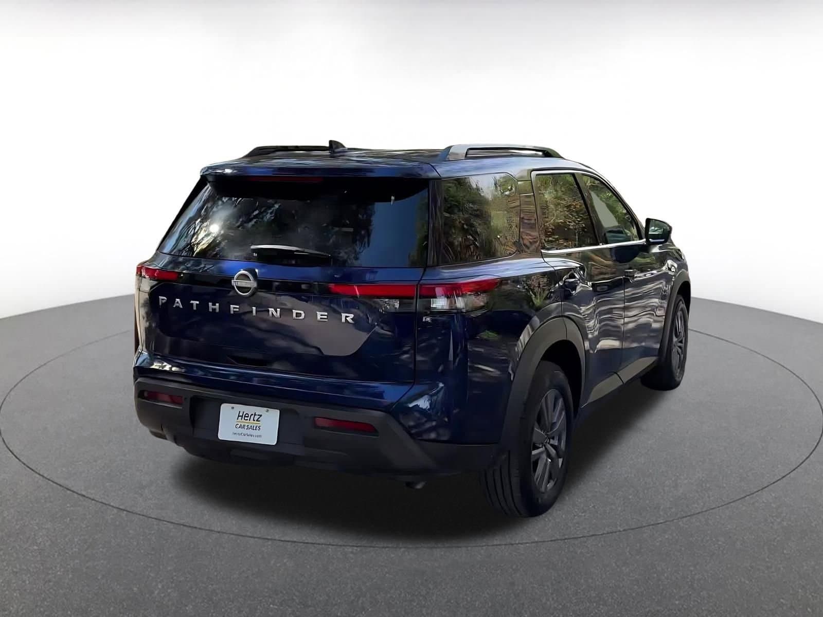 Thumbnail: 2025 Nissan Pathfinder - 14