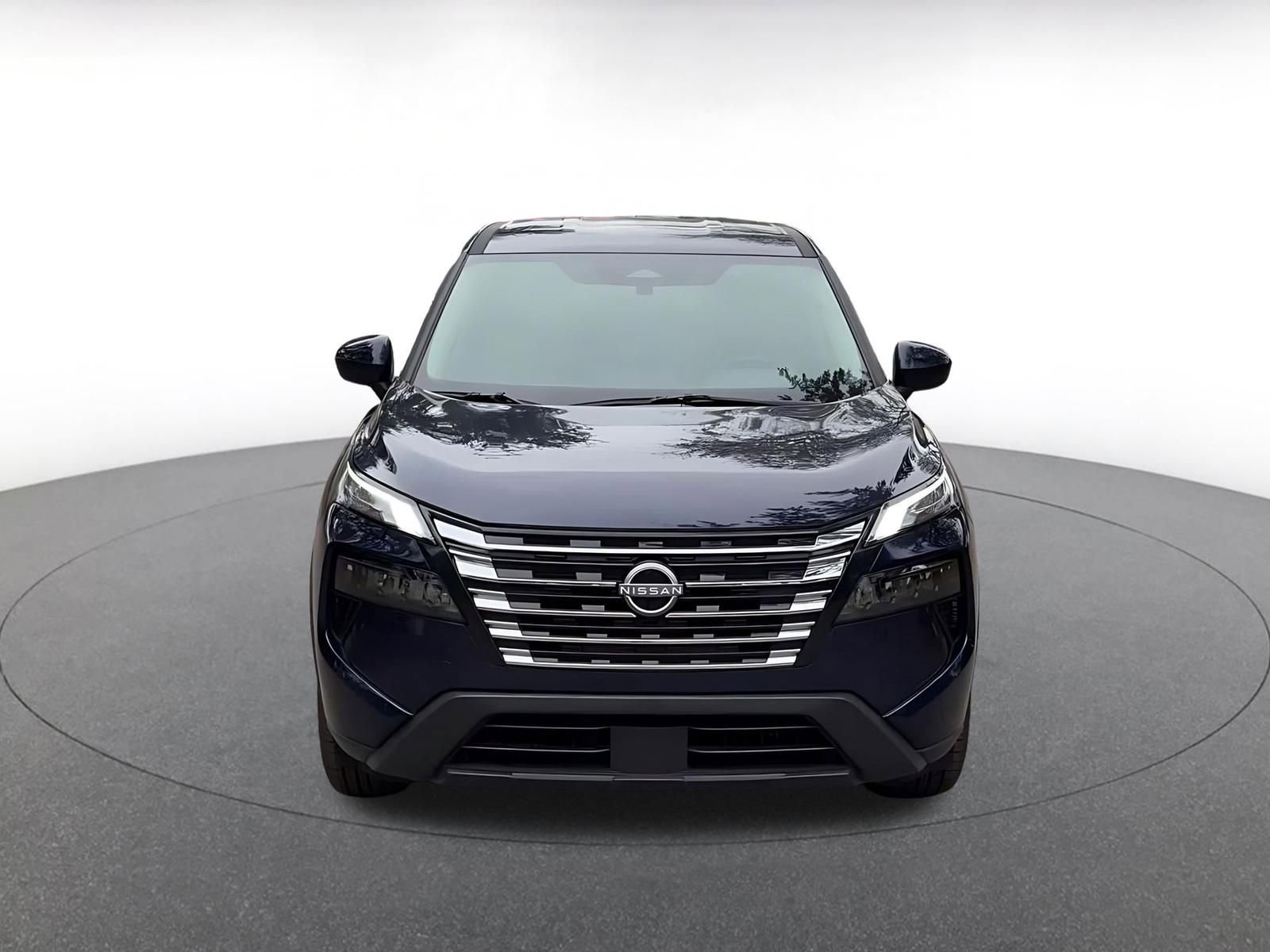 Thumbnail: 2025 Nissan Rogue - 4