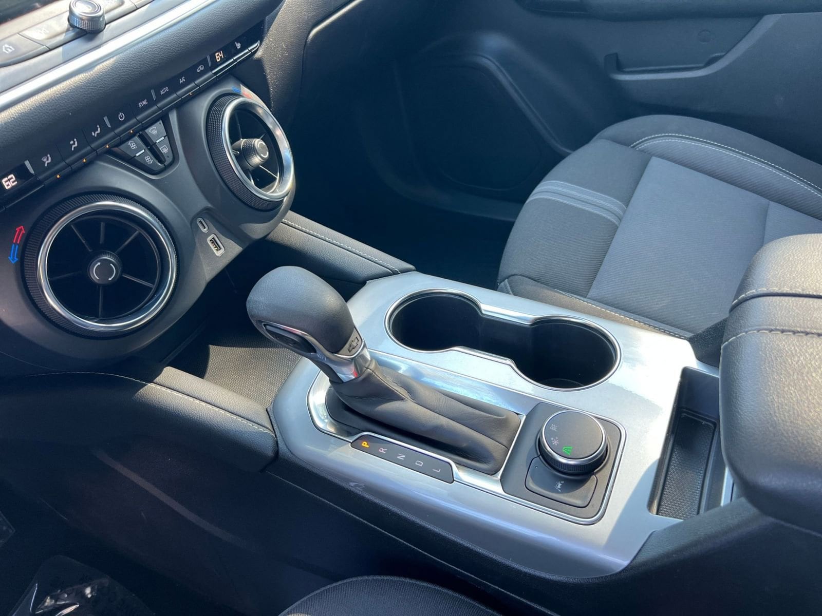 Thumbnail: 2025 Chevrolet Blazer - 35