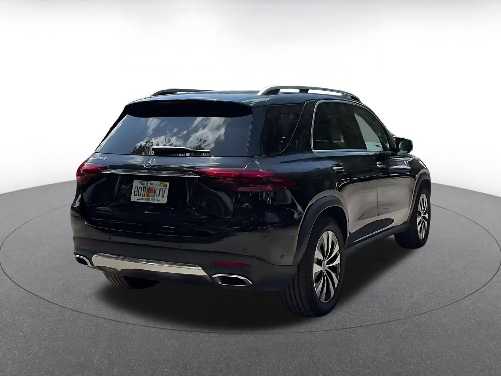 Thumbnail: 2026 Mercedes-Benz GLE - 14