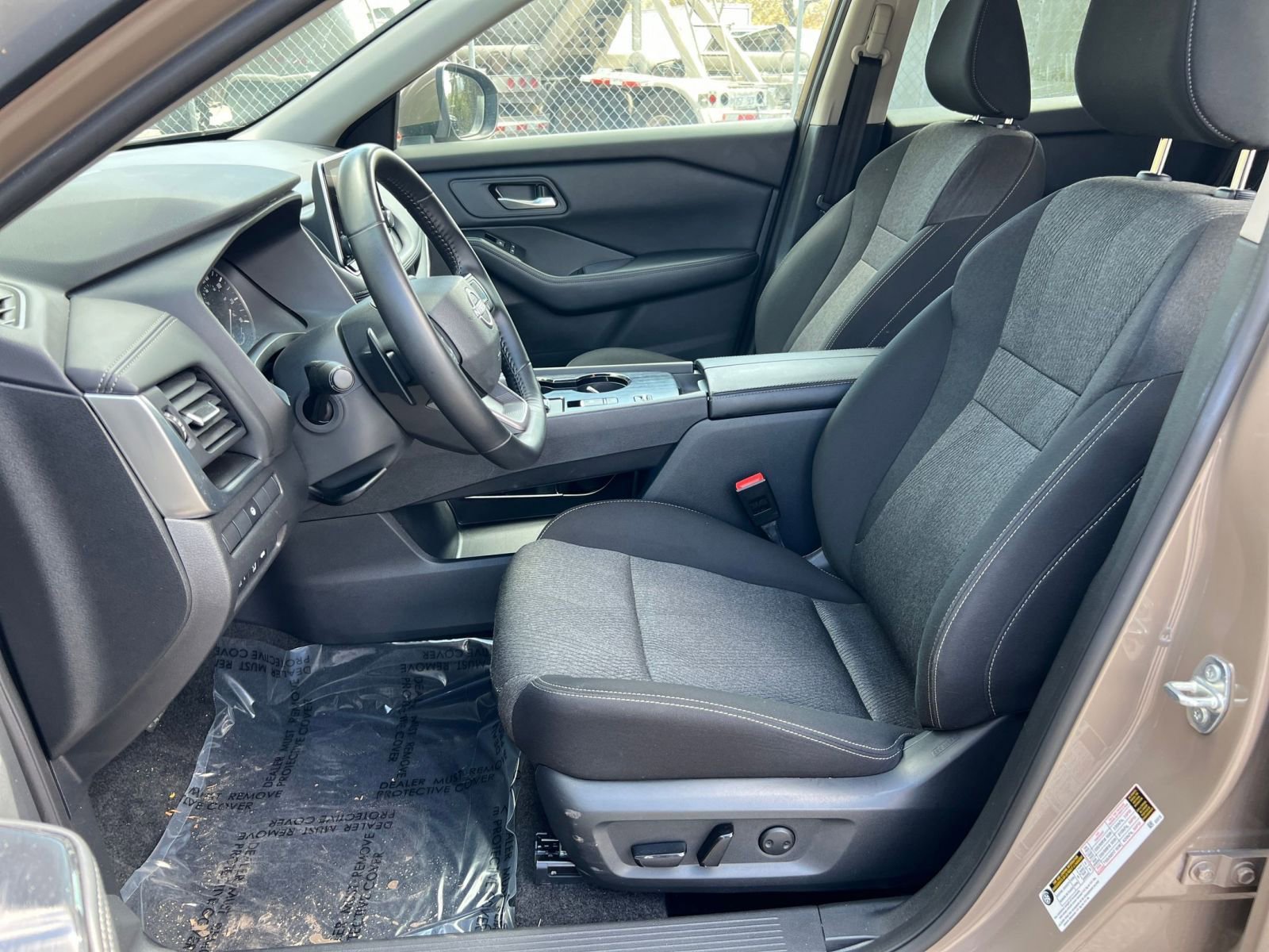 Thumbnail: 2025 Nissan Rogue - 24