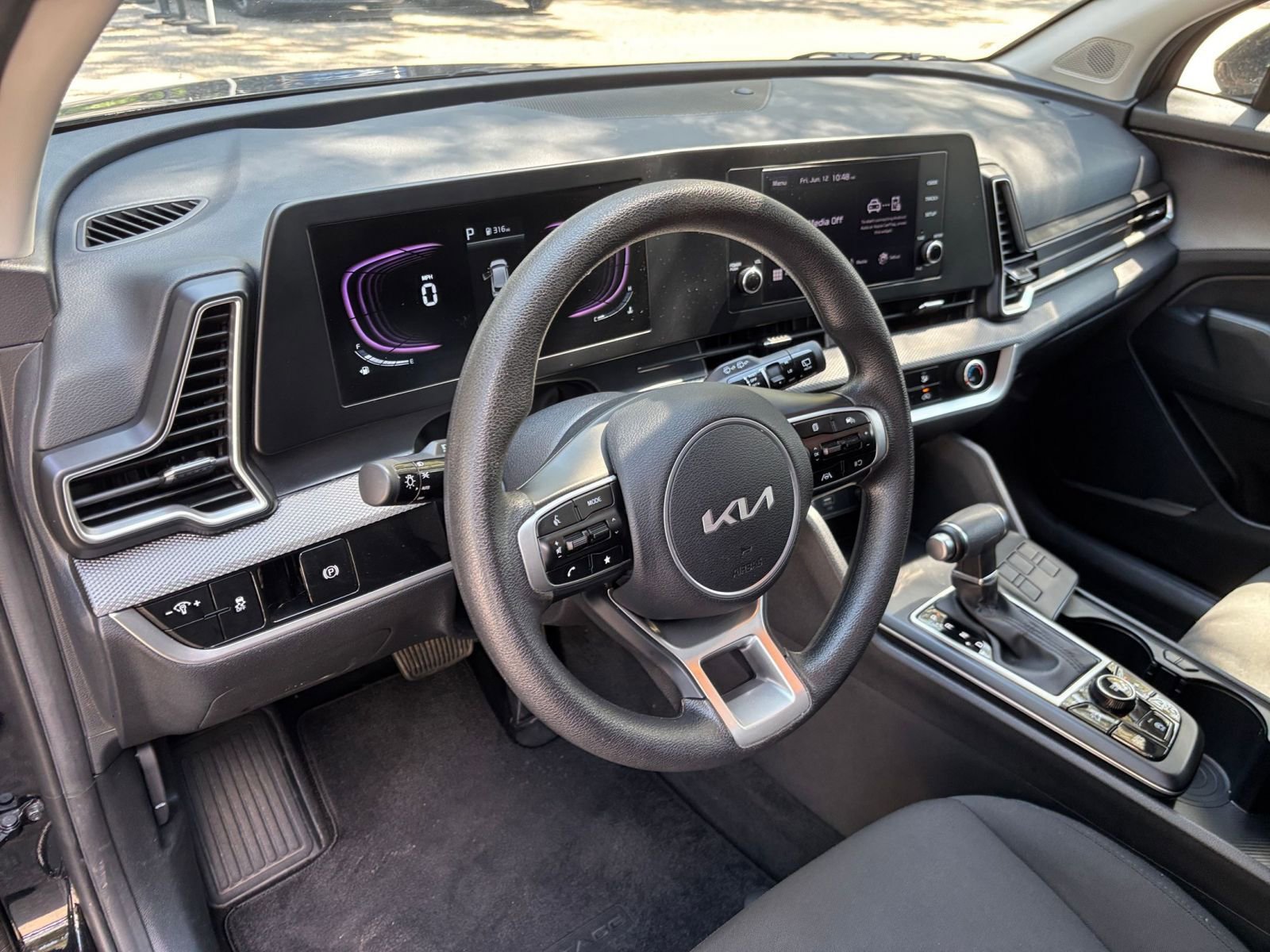 Thumbnail: 2025 Kia Sportage - 32