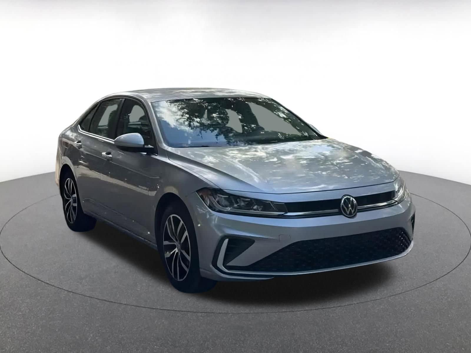 Thumbnail: 2025 Volkswagen Jetta - 3