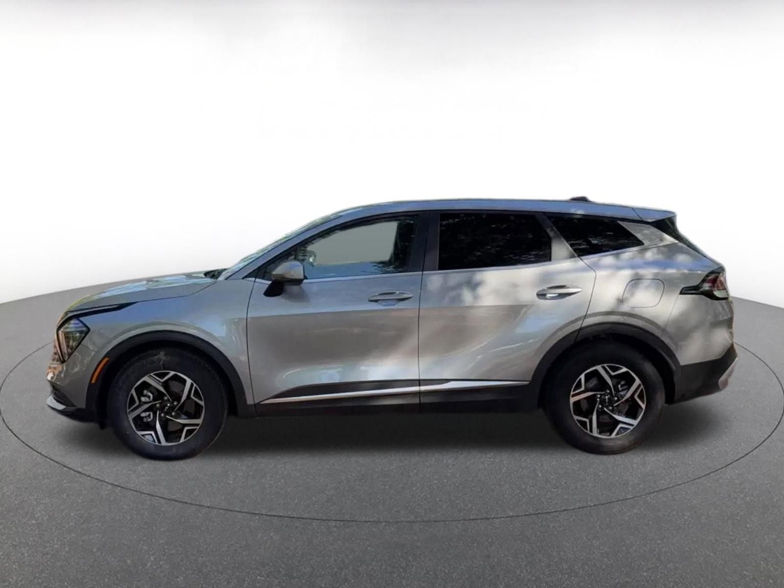 Thumbnail: 2025 Kia Sportage - 9