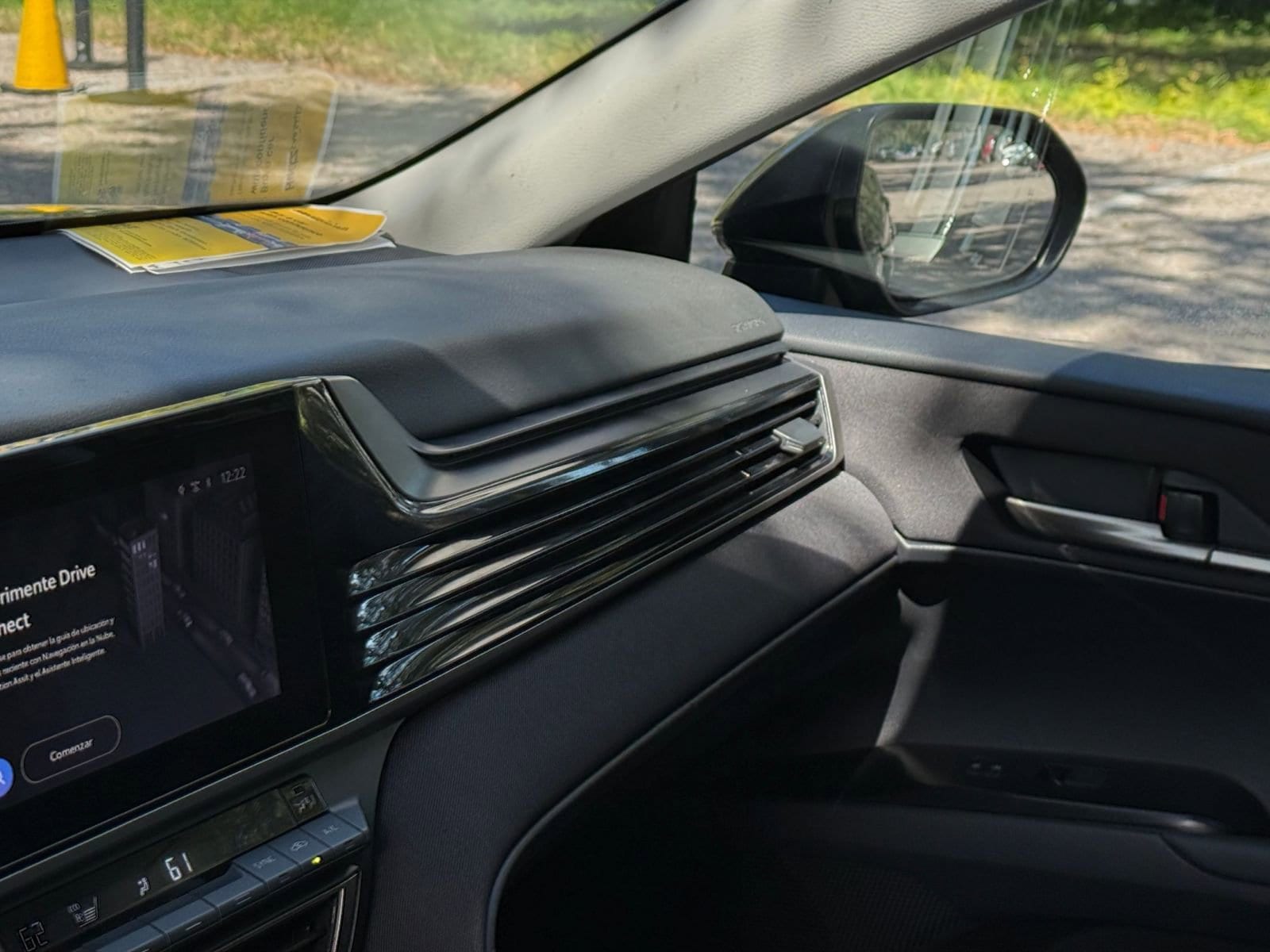 Thumbnail: 2025 Toyota Camry - 29