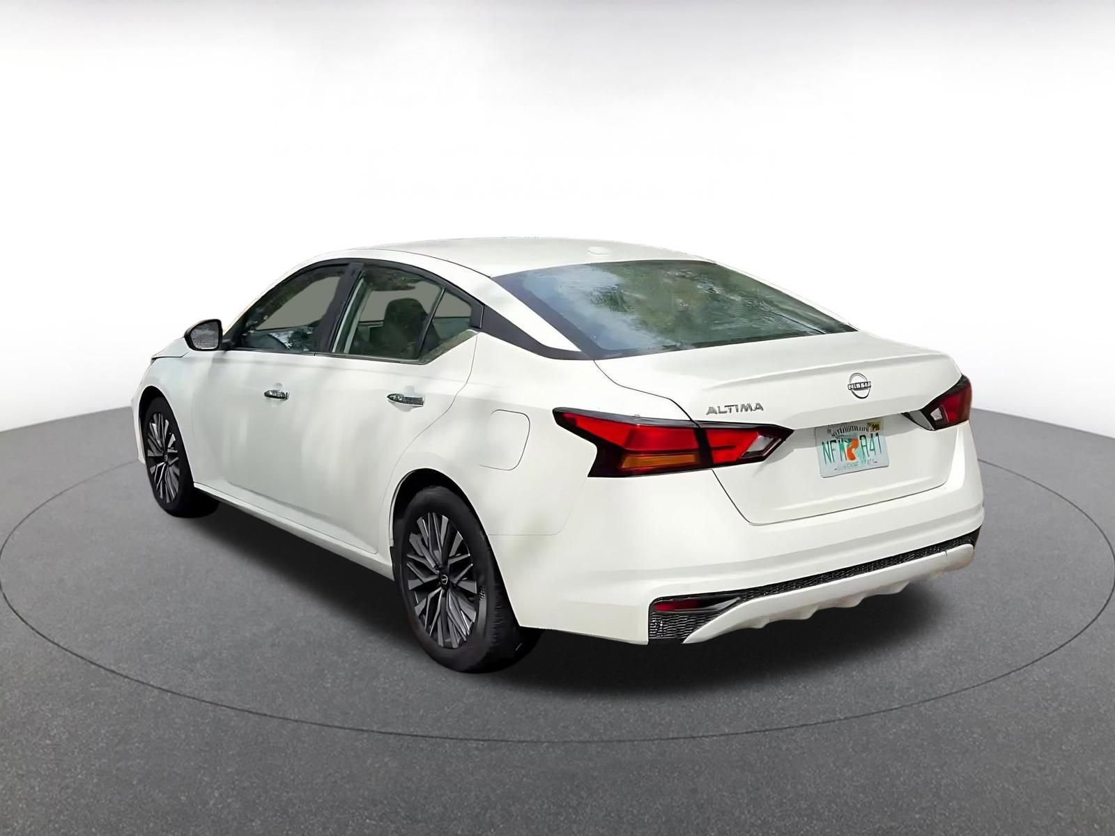 Thumbnail: 2025 Nissan Altima - 11