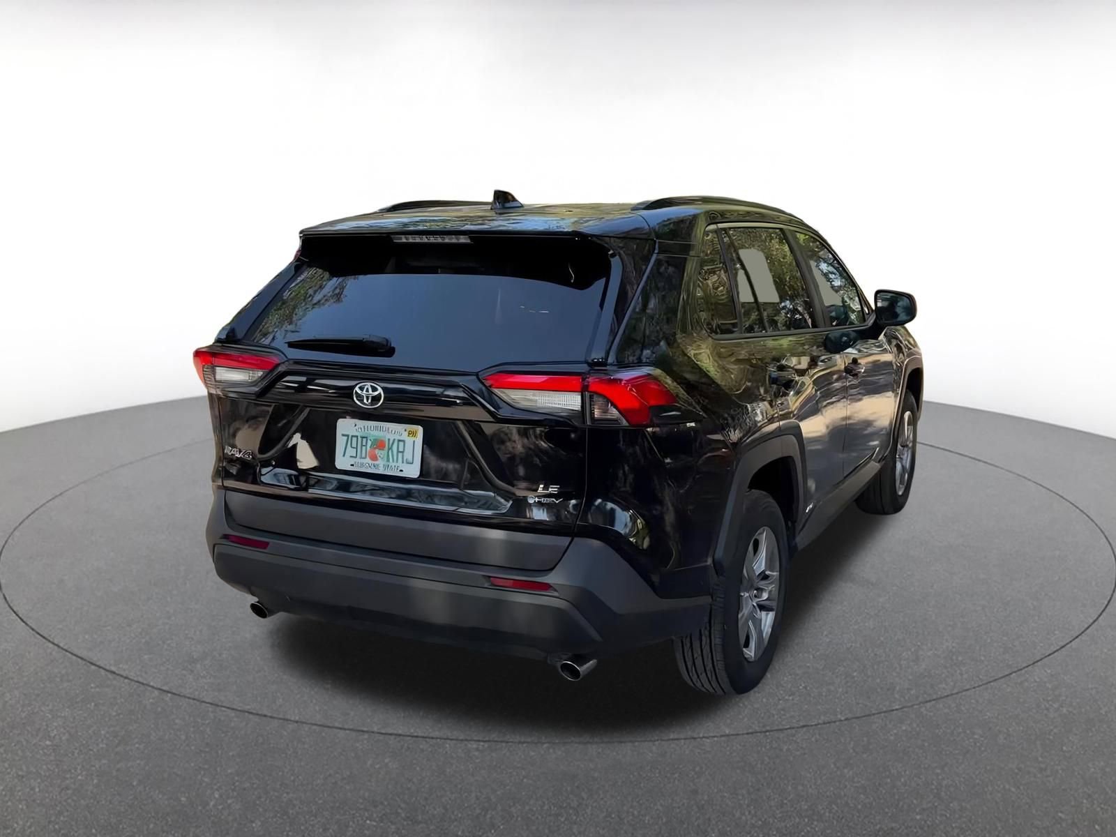 Thumbnail: 2025 Toyota RAV4 - 14