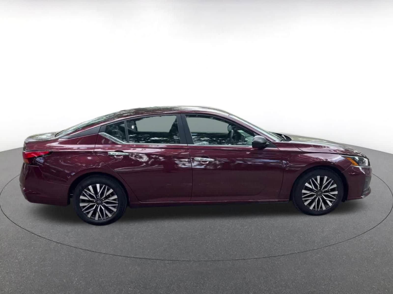 Thumbnail: 2024 Nissan Altima - 16