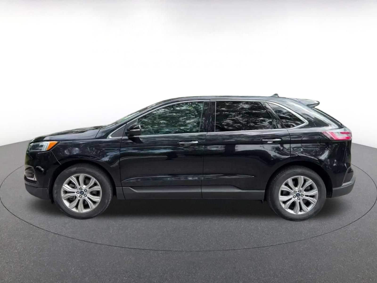 Thumbnail: 2022 Ford Edge - 7