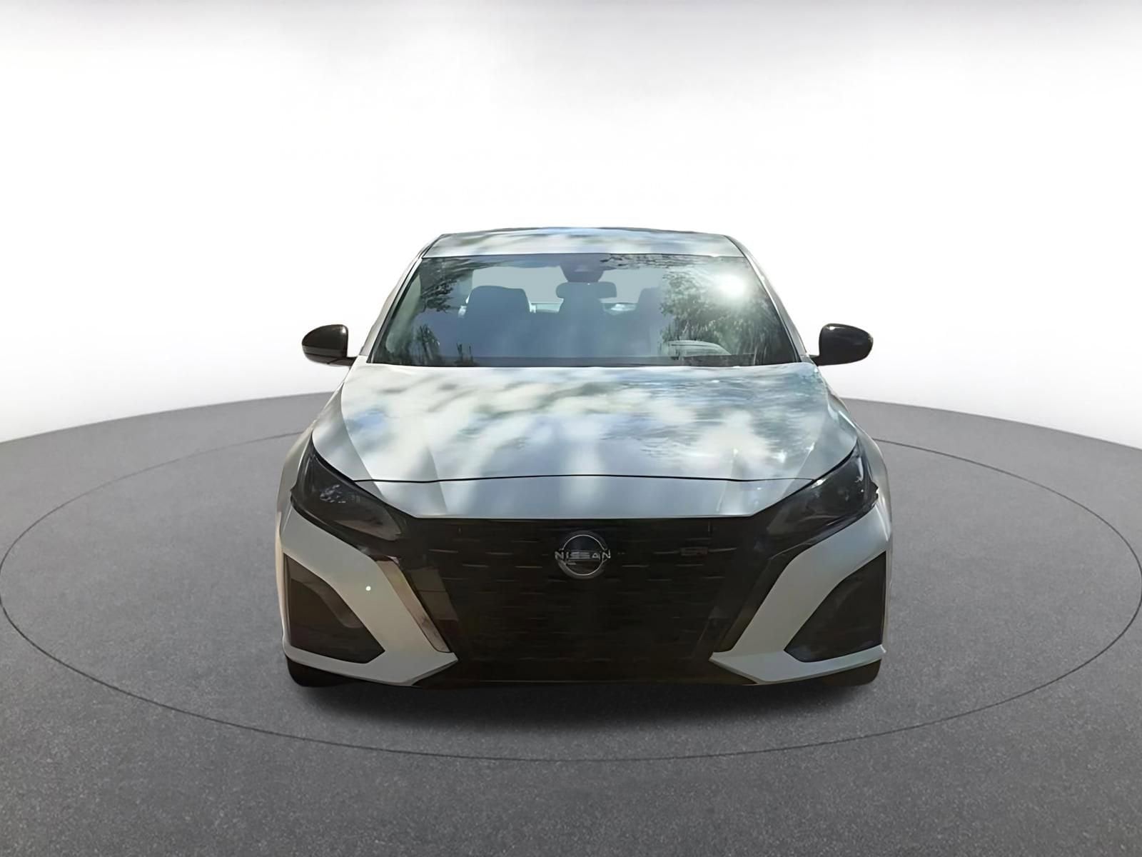 Thumbnail: 2025 Nissan Altima - 4