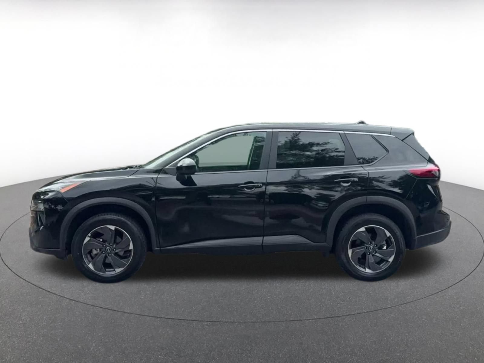 Thumbnail: 2025 Nissan Rogue - 8