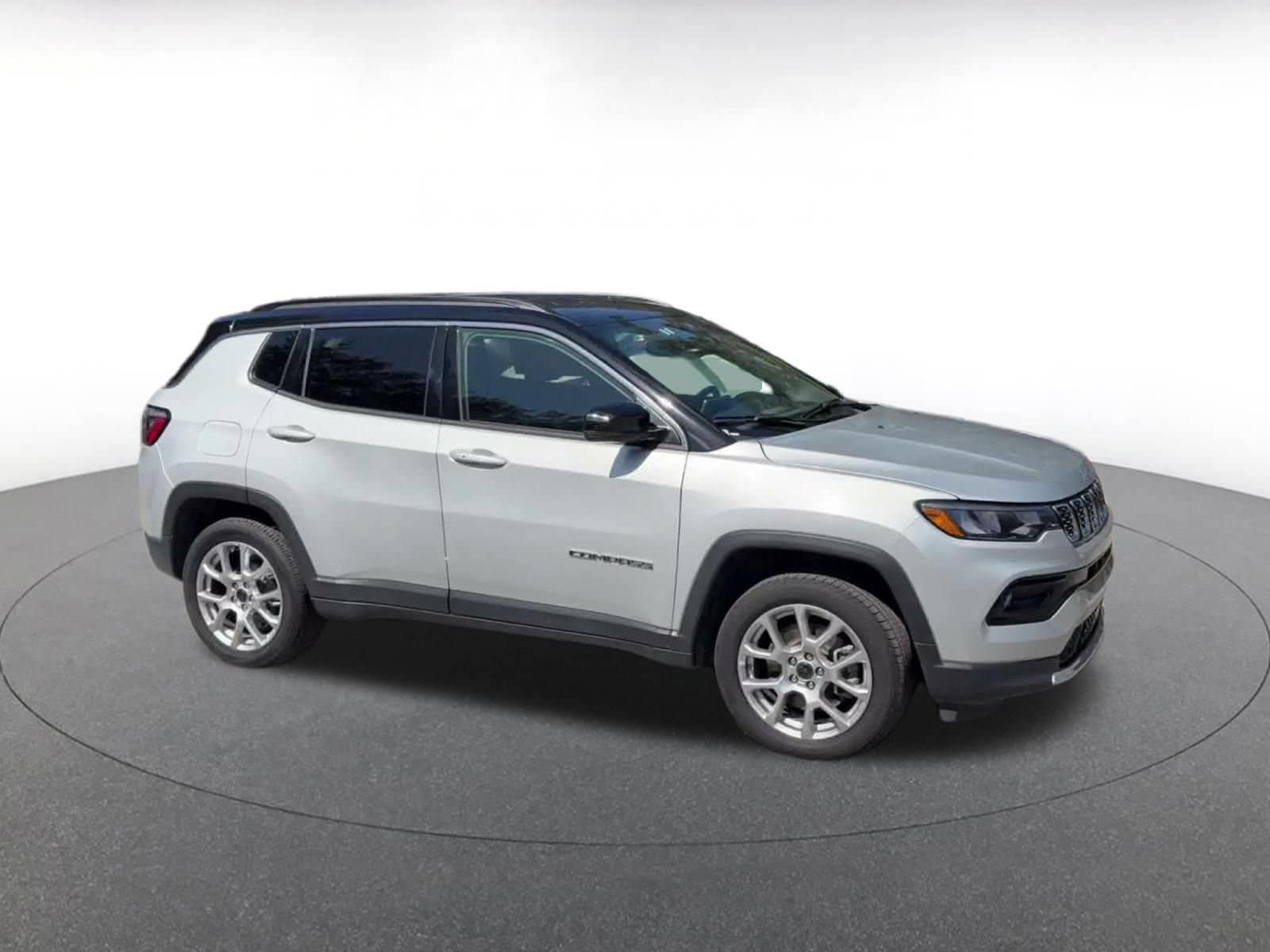 Thumbnail: 2025 Jeep Compass - 2