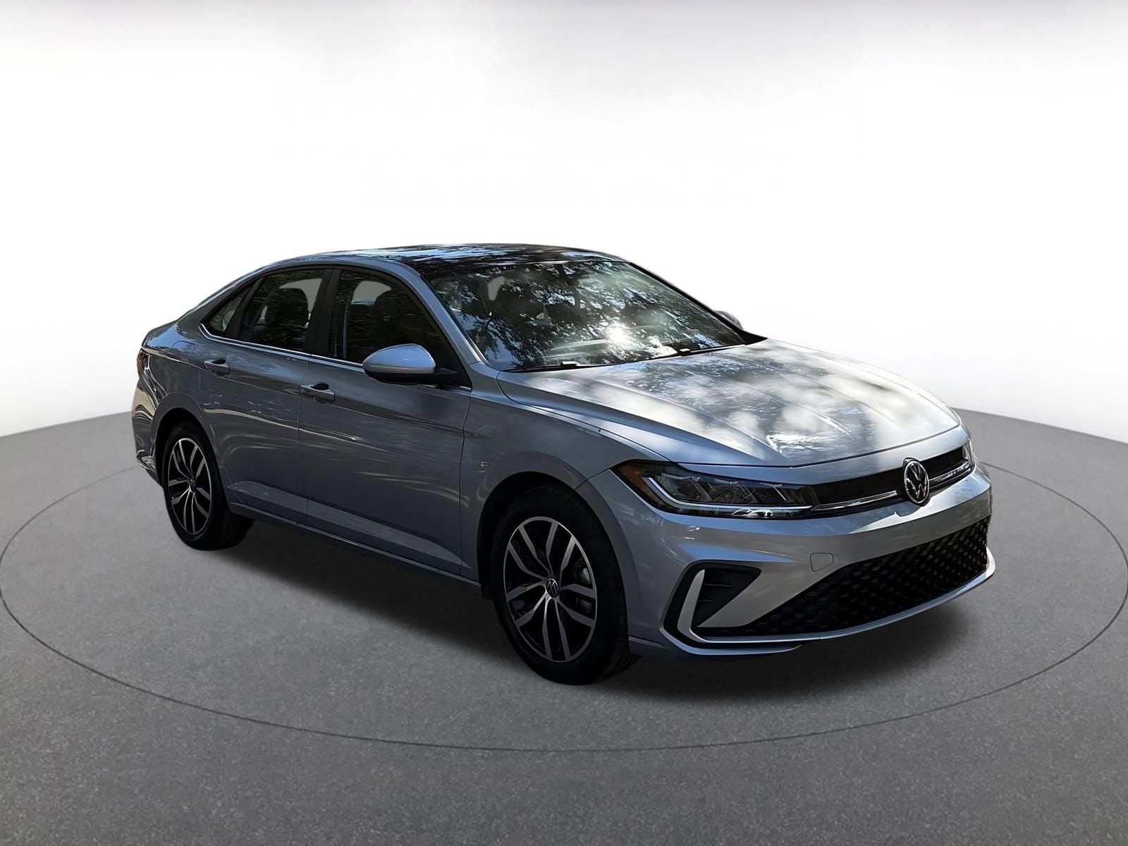 Thumbnail: 2025 Volkswagen Jetta - 1