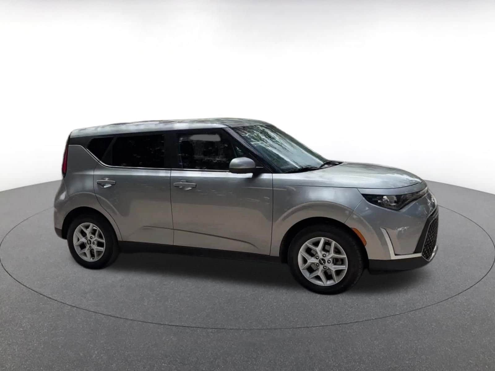 Thumbnail: 2025 Kia Soul - 2