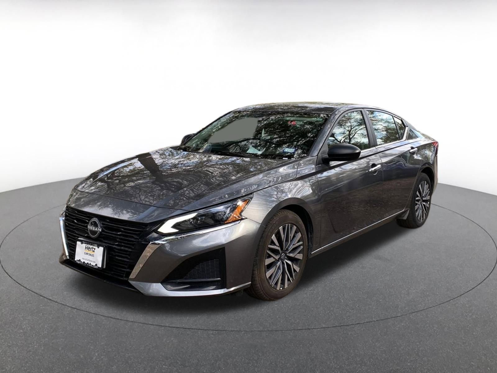 Thumbnail: 2025 Nissan Altima - 3