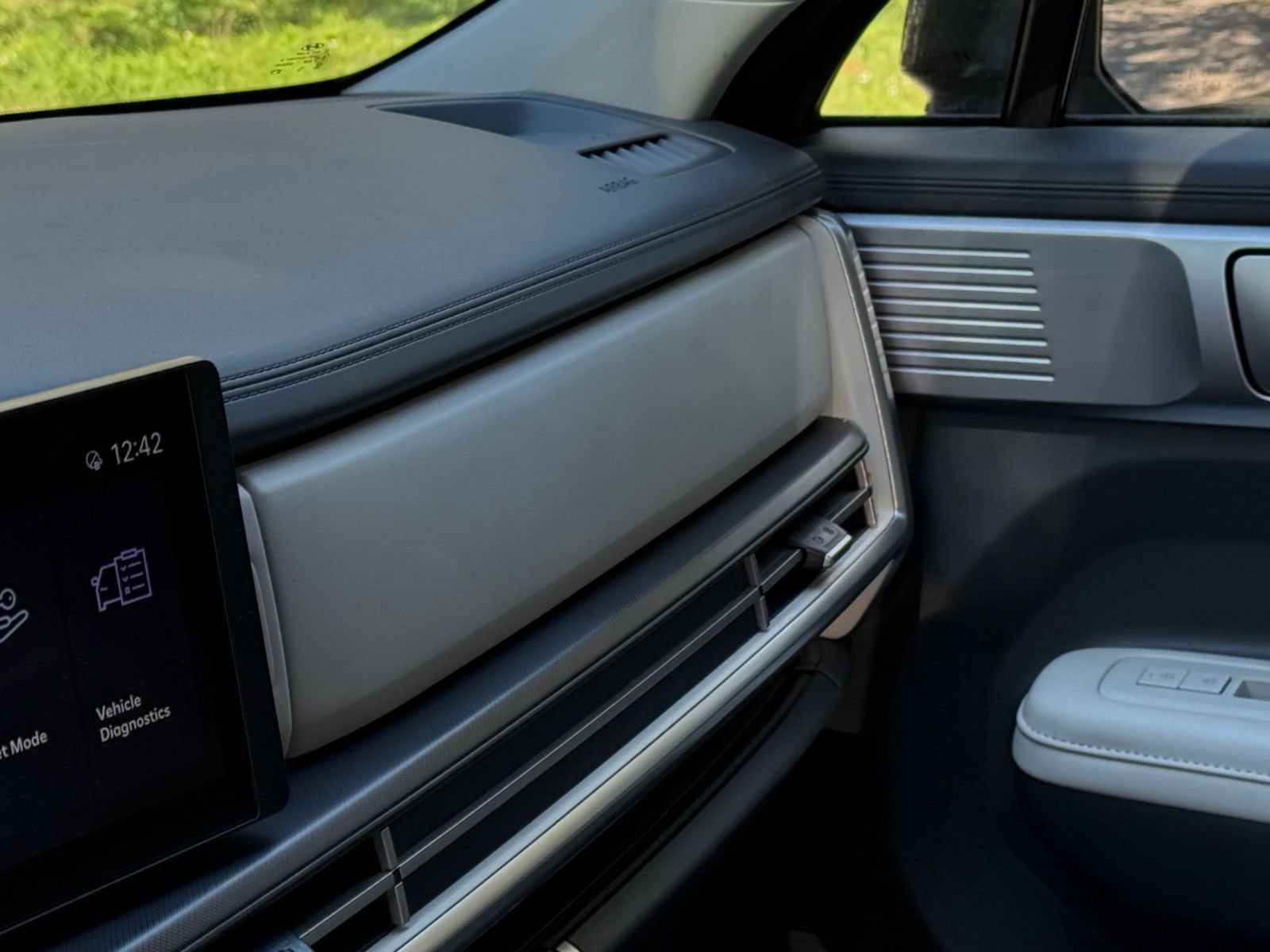 Thumbnail: 2025 Hyundai Santa Fe - 29