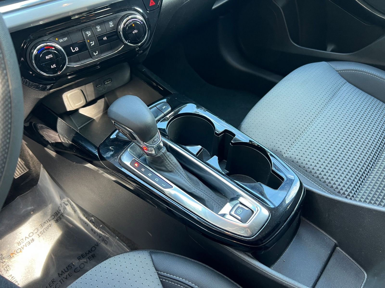 Thumbnail: 2025 Chevrolet Trax - 35