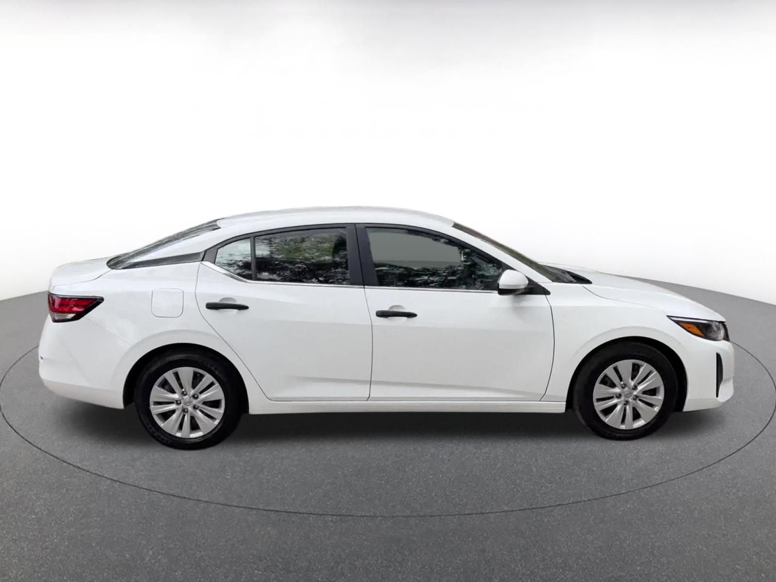 Thumbnail: 2025 Nissan Sentra - 16