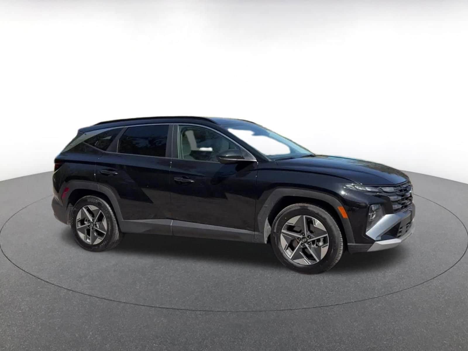 Thumbnail: 2025 Hyundai Tucson - 2
