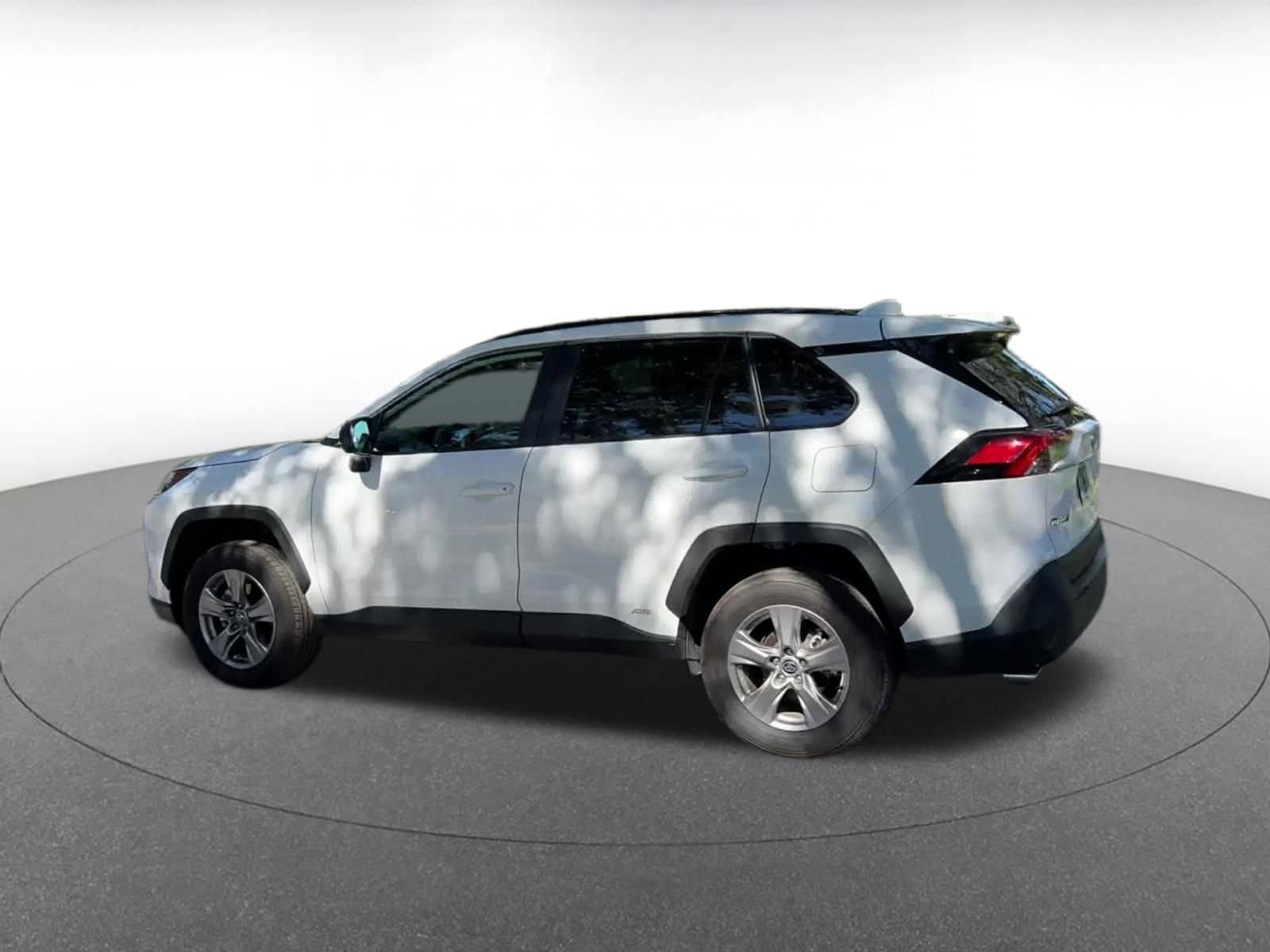 Thumbnail: 2025 Toyota RAV4 - 10