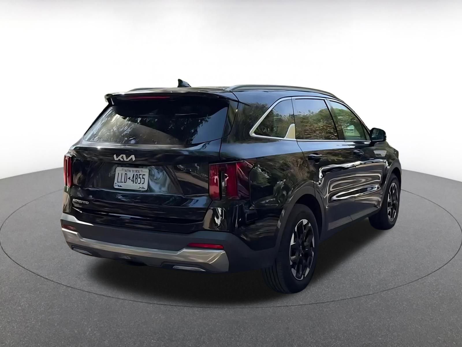 Thumbnail: 2024 Kia Sorento - 14