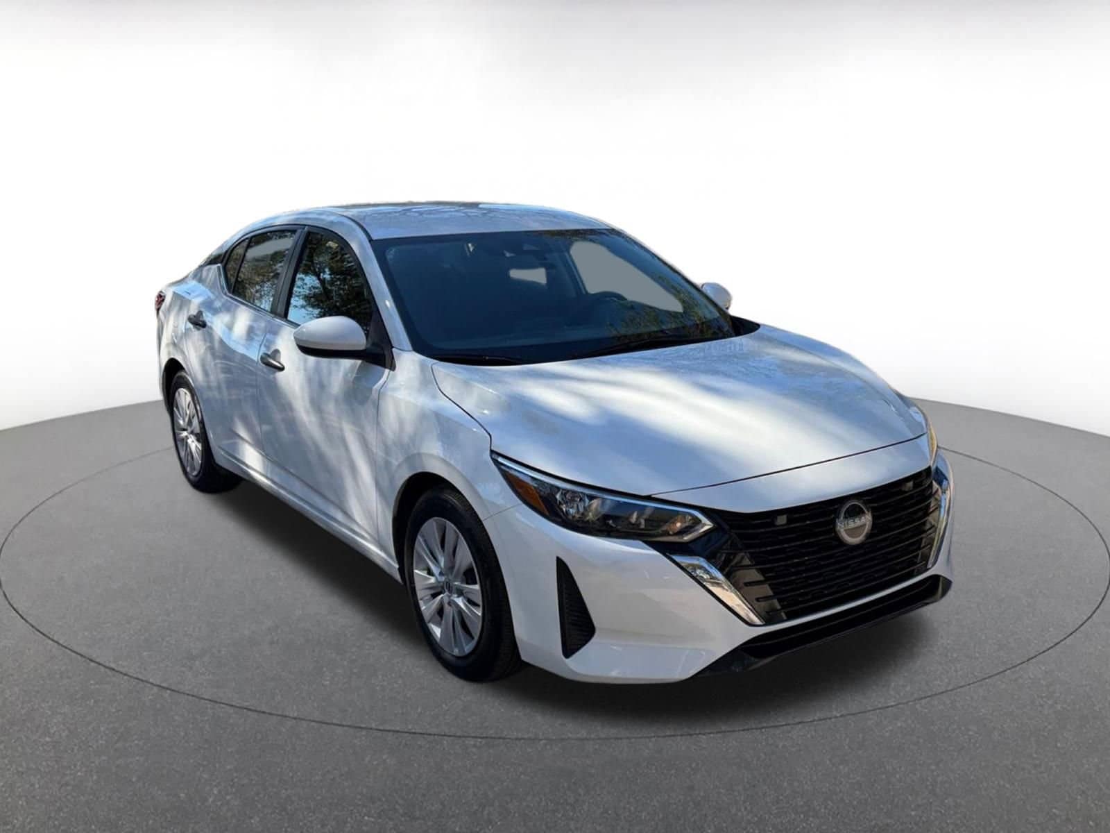 Thumbnail: 2025 Nissan Sentra - 1