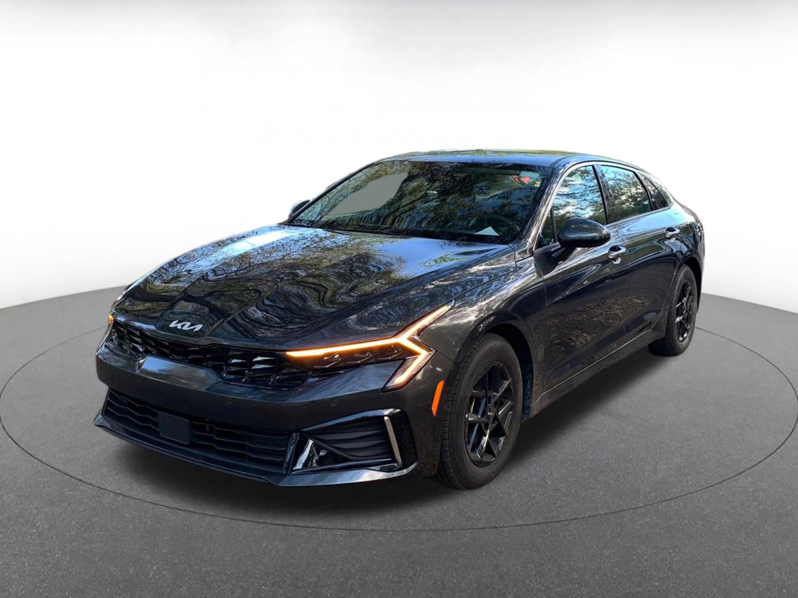 Thumbnail: 2025 Kia K5 - 3