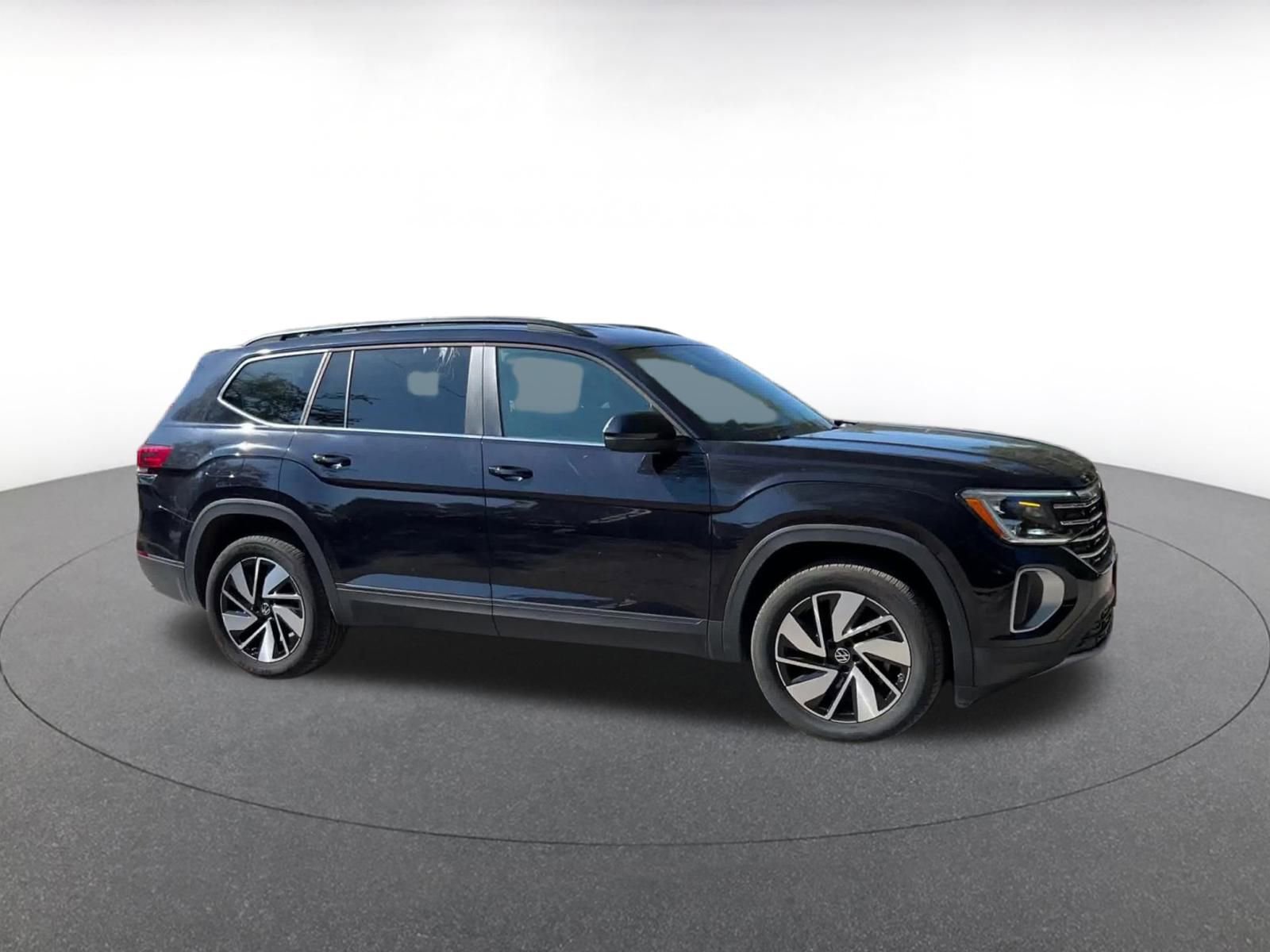 Thumbnail: 2025 Volkswagen Atlas - 2