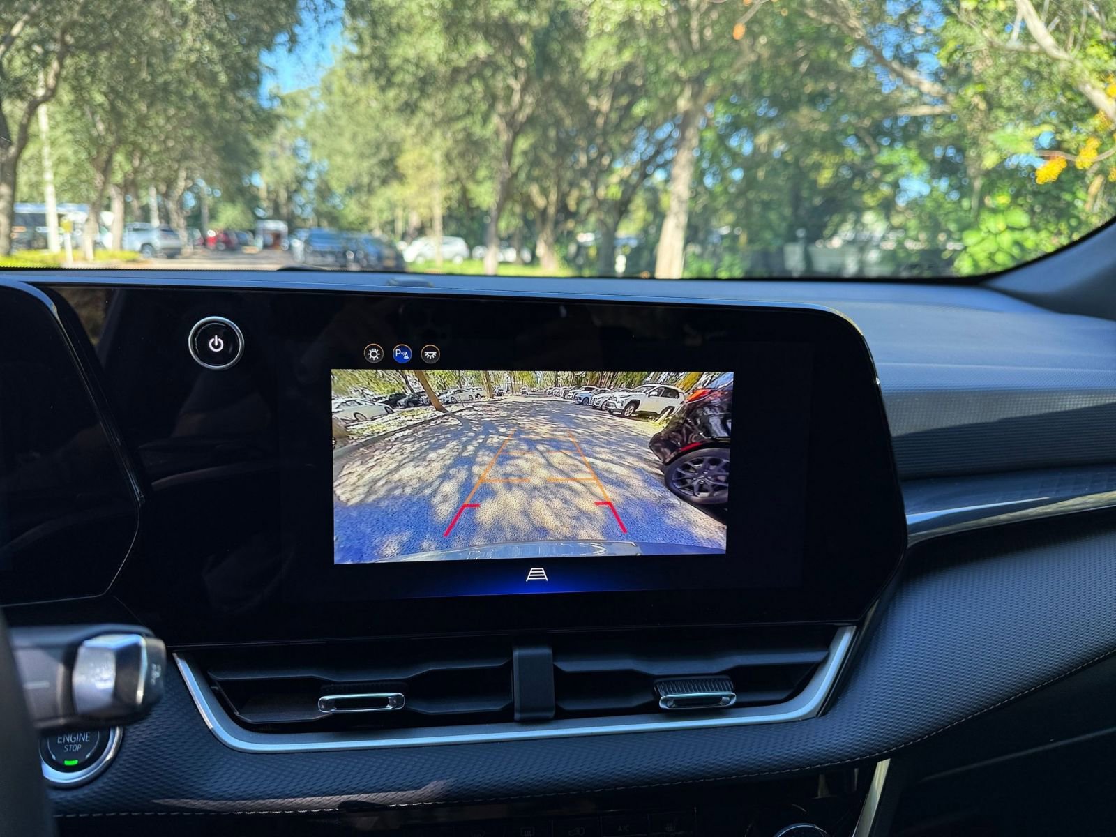 Thumbnail: 2025 Chevrolet Equinox - 17