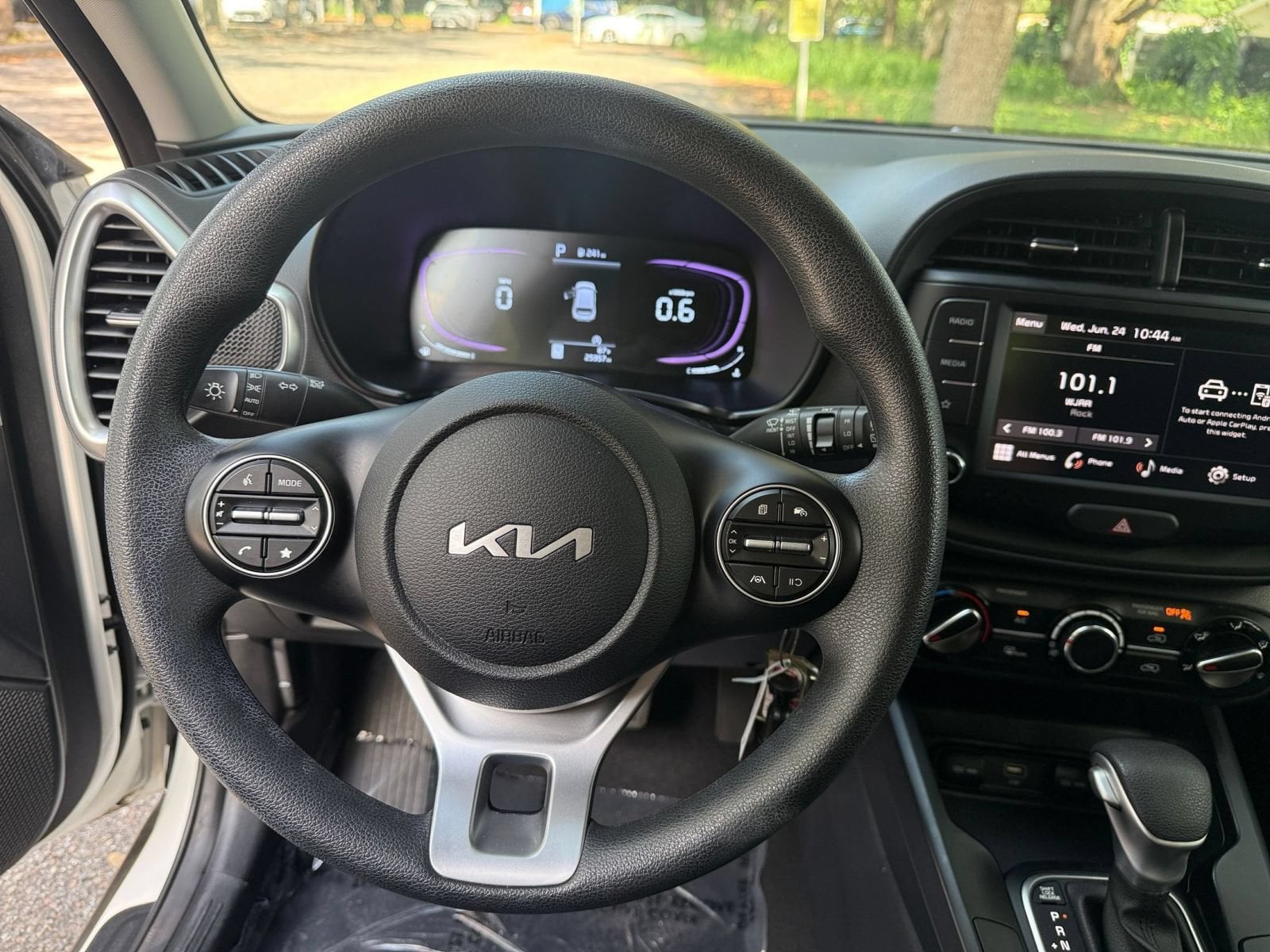 Thumbnail: 2025 Kia Soul - 24