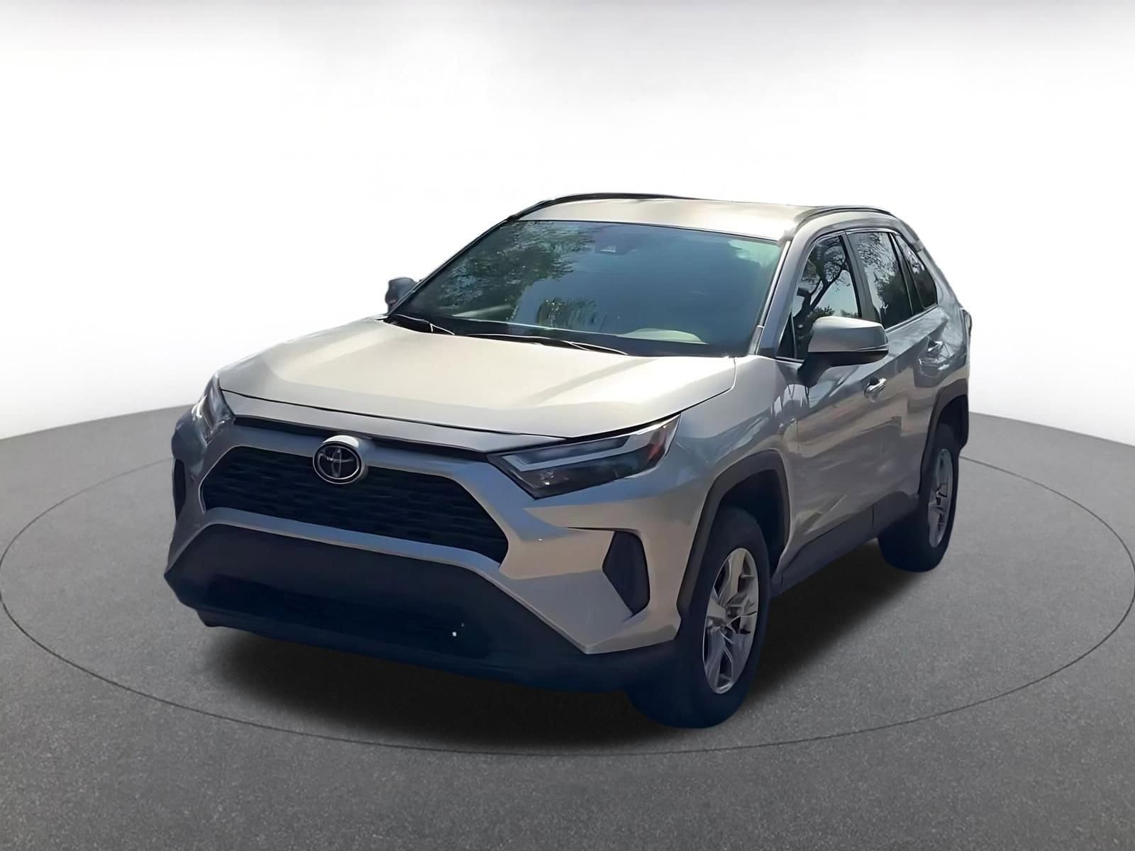 Thumbnail: 2025 Toyota RAV4 - 3