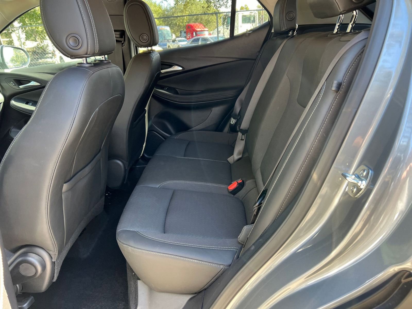 Thumbnail: 2025 Buick Encore GX - 32