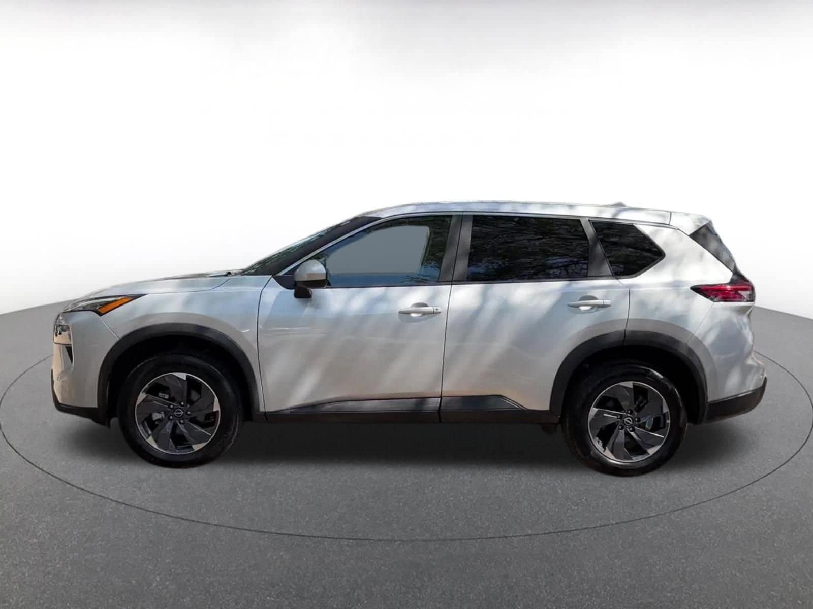 Thumbnail: 2025 Nissan Rogue - 9
