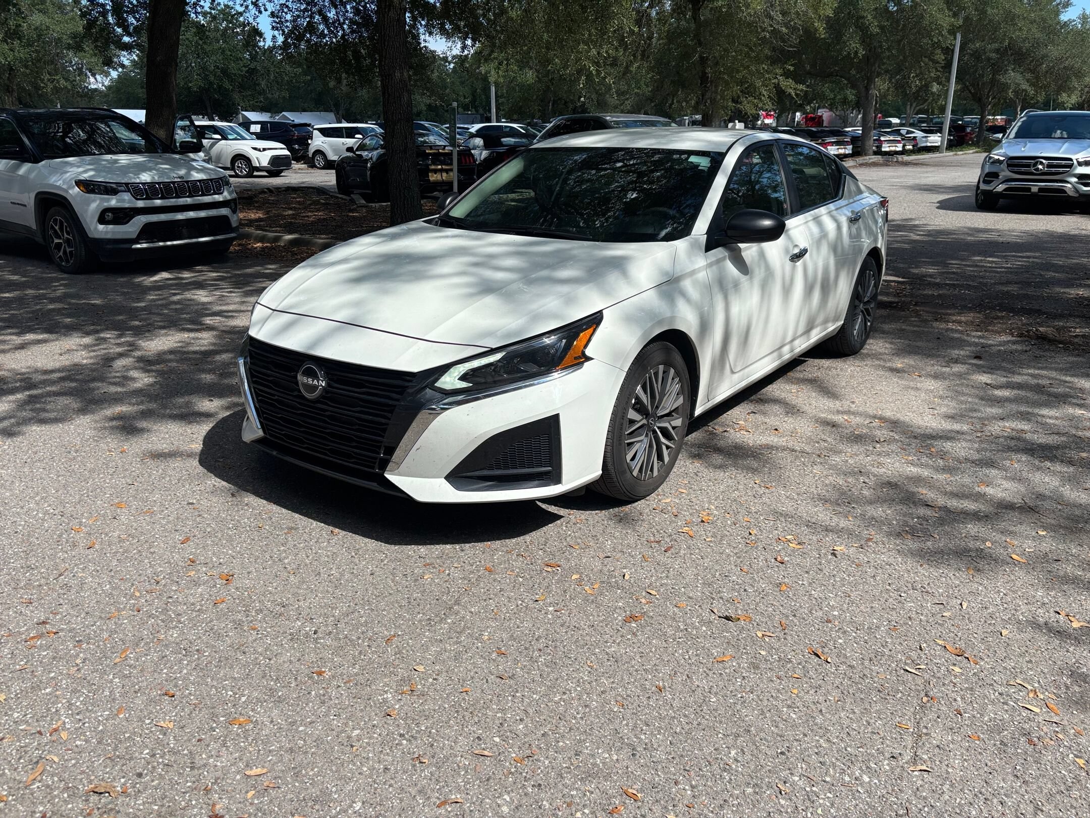 Thumbnail: 2025 Nissan Altima - 10