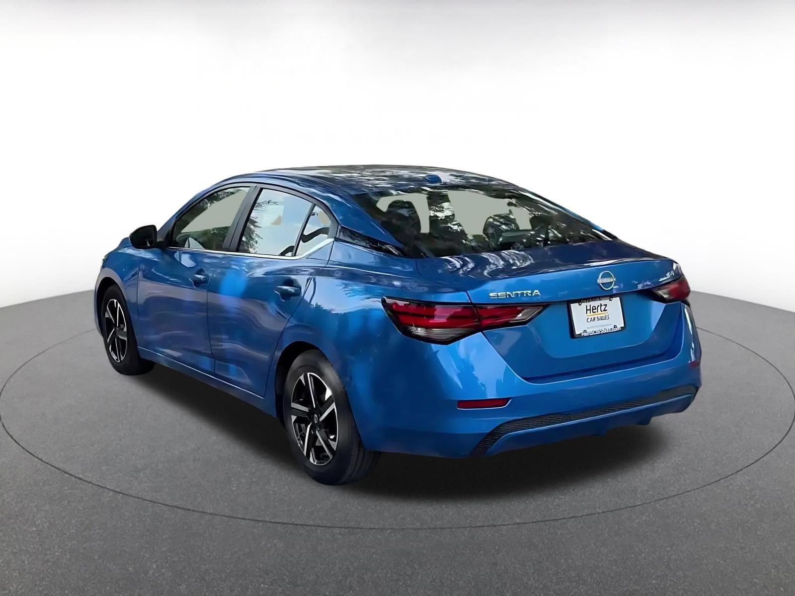 Thumbnail: 2025 Nissan Sentra - 11