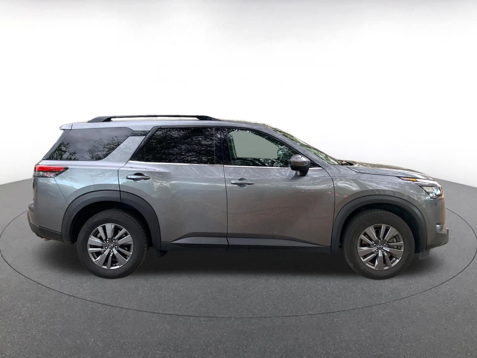 Thumbnail: 2025 Nissan Pathfinder - 8