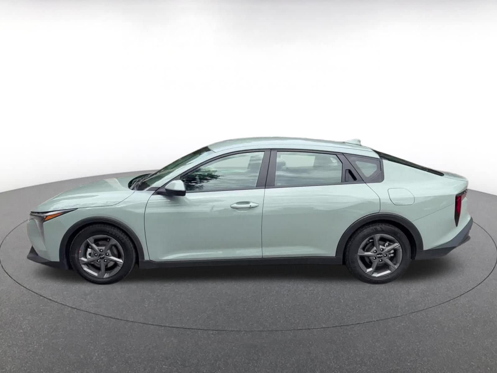 Thumbnail: 2025 Kia K4 - 9