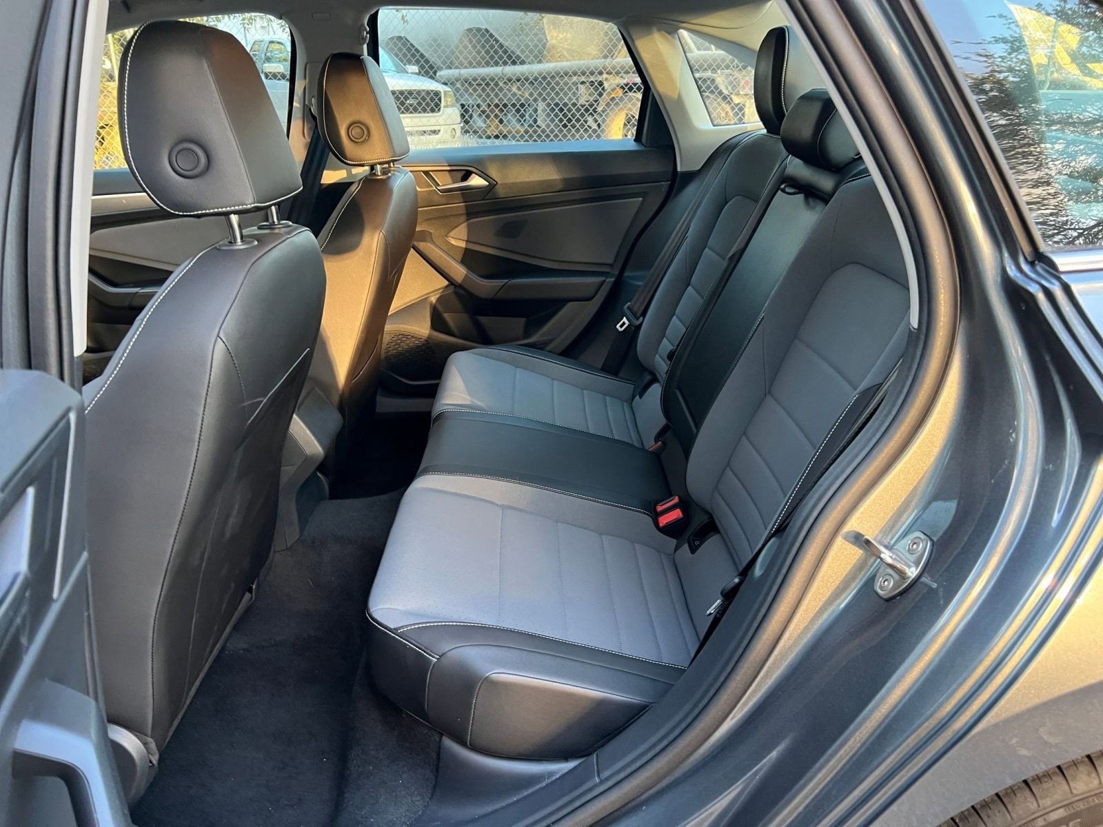 Thumbnail: 2025 Volkswagen Jetta - 33