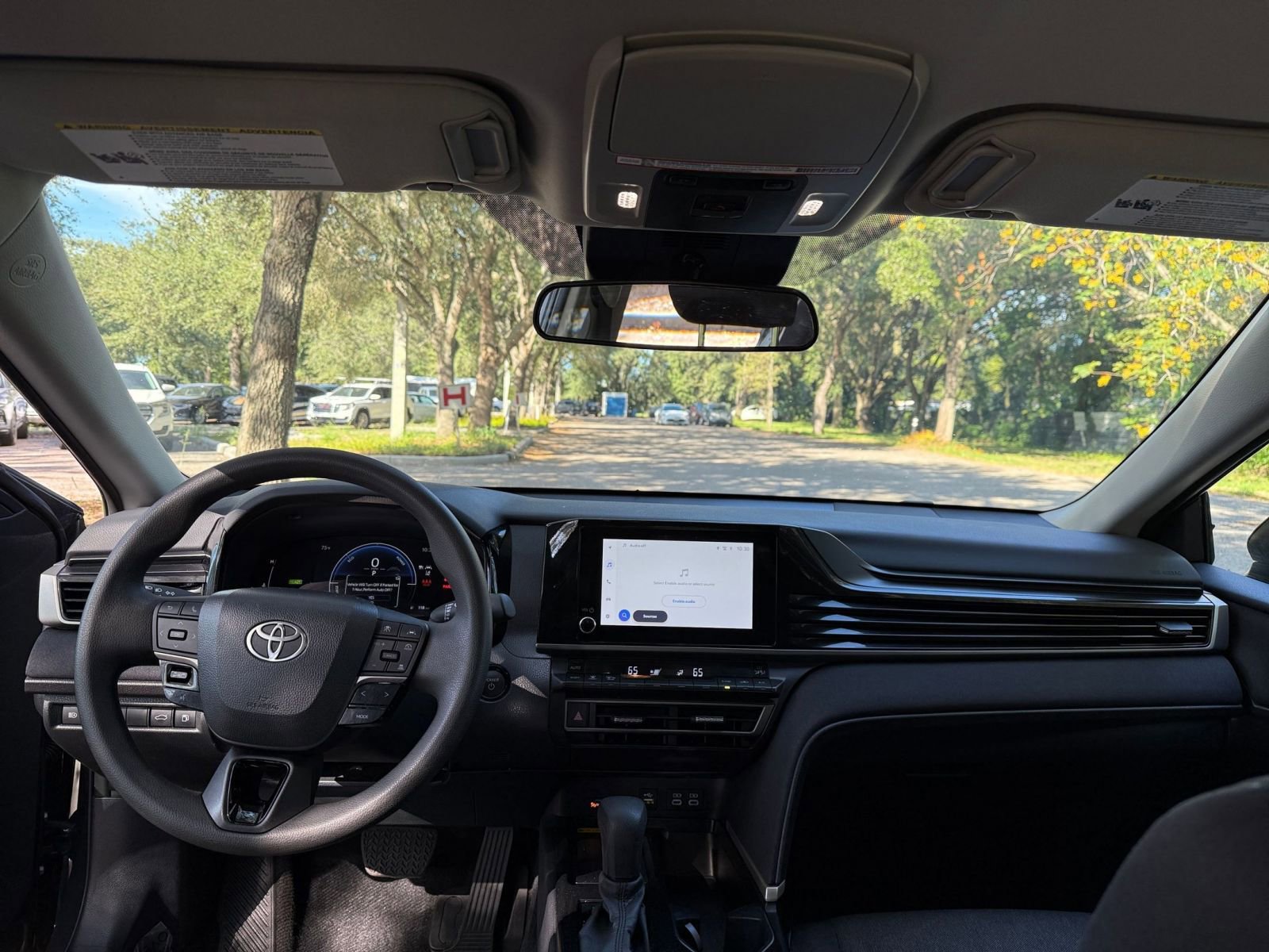 Thumbnail: 2025 Toyota Camry - 27