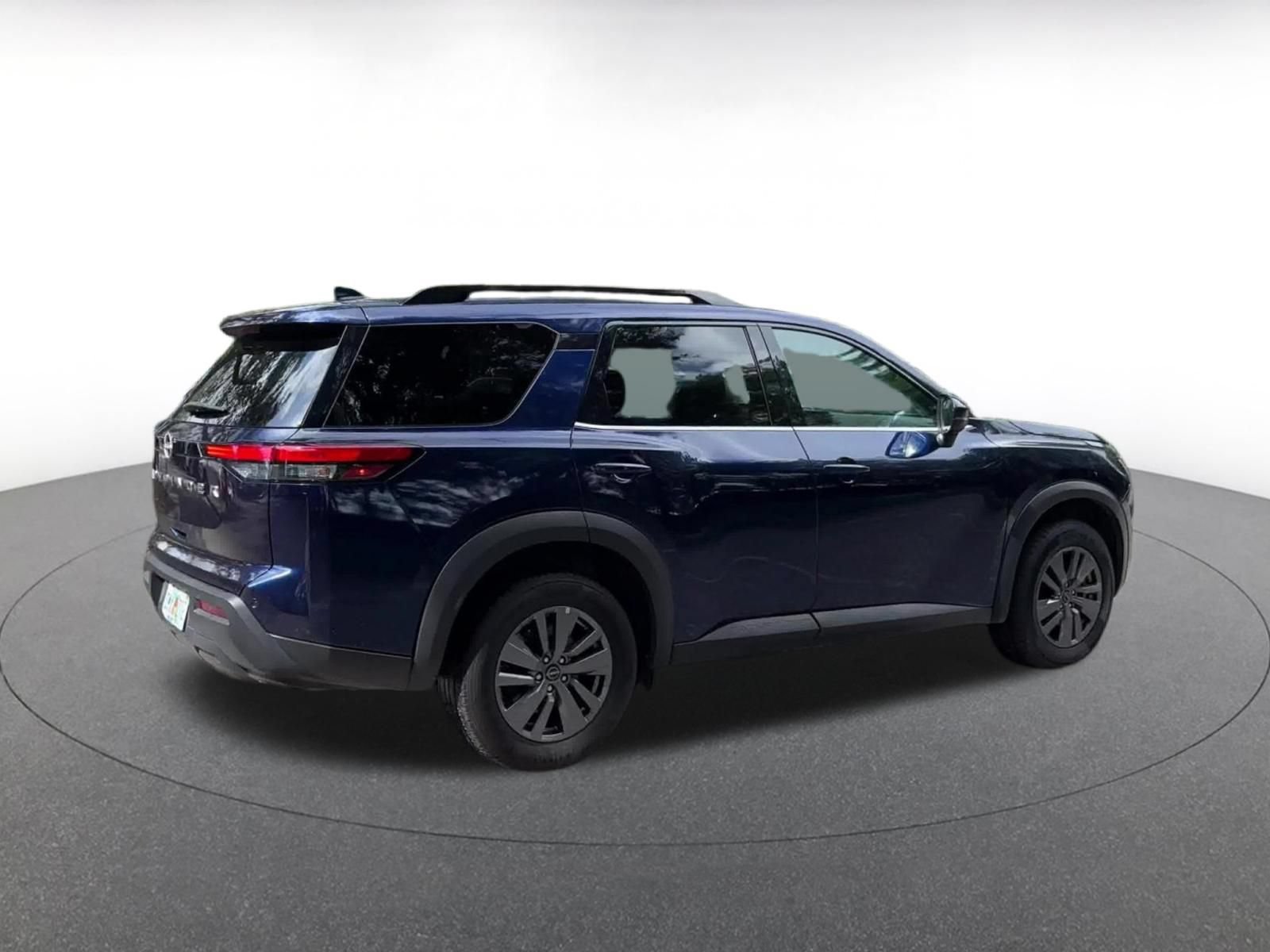 Thumbnail: 2025 Nissan Pathfinder - 15