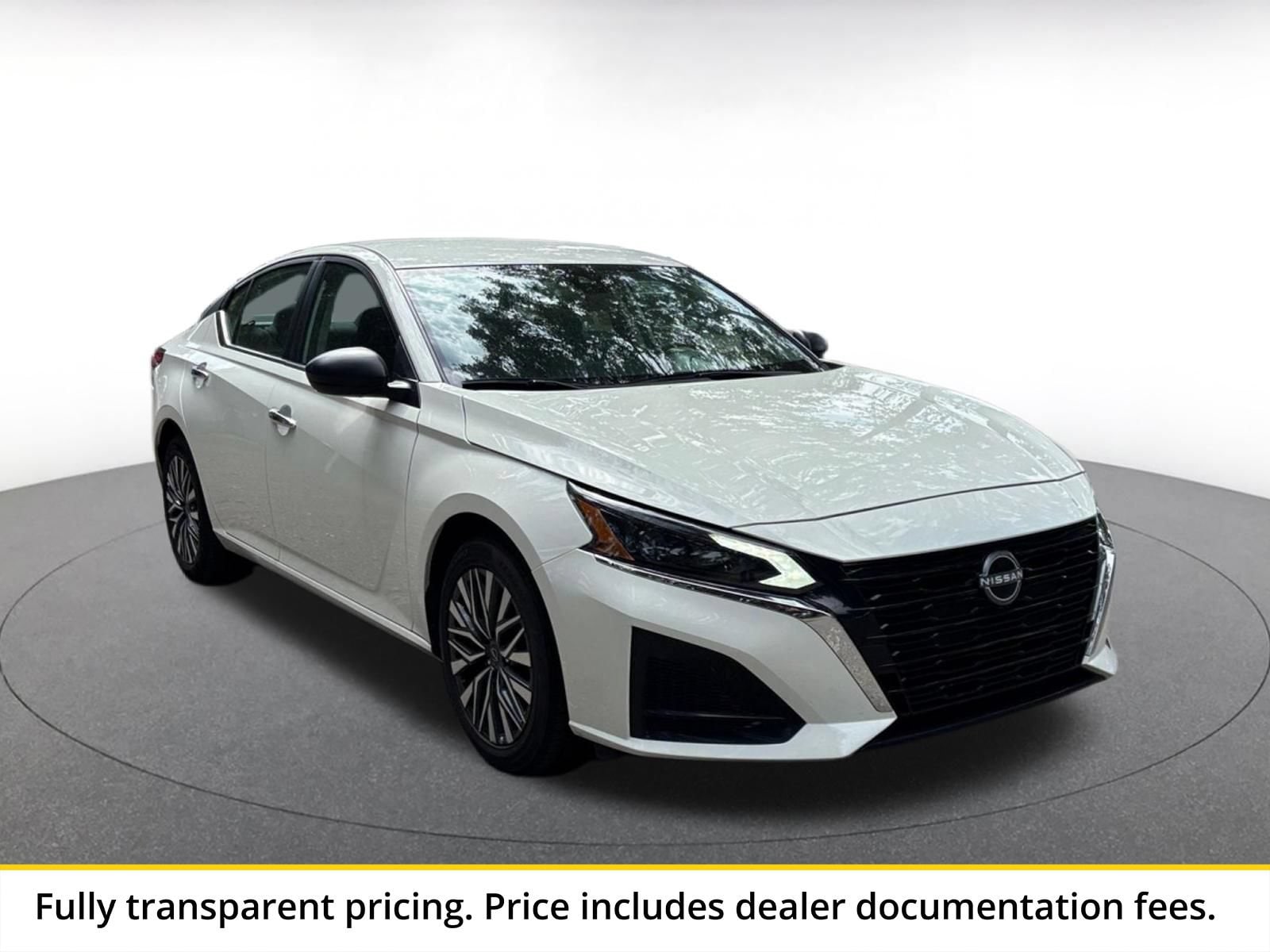 Thumbnail: 2025 Nissan Altima - 1