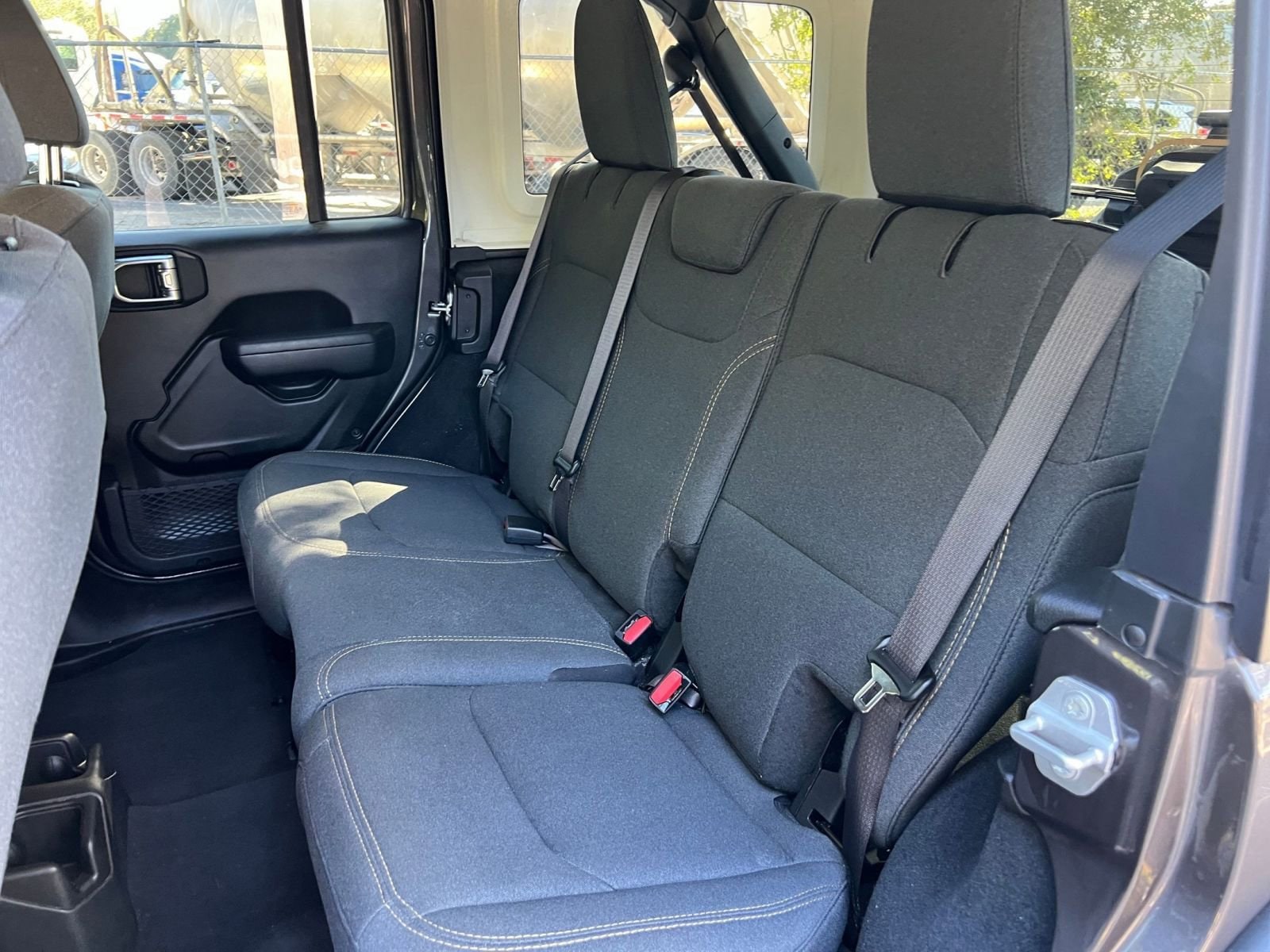 Thumbnail: 2025 Jeep Wrangler - 32