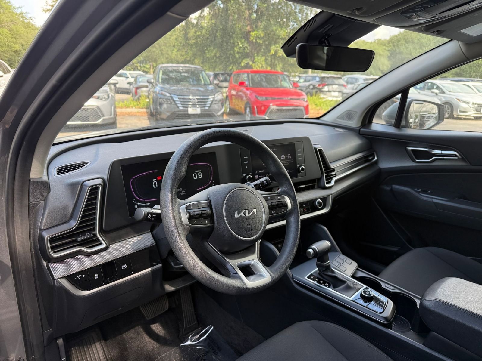 Thumbnail: 2025 Kia Sportage - 32