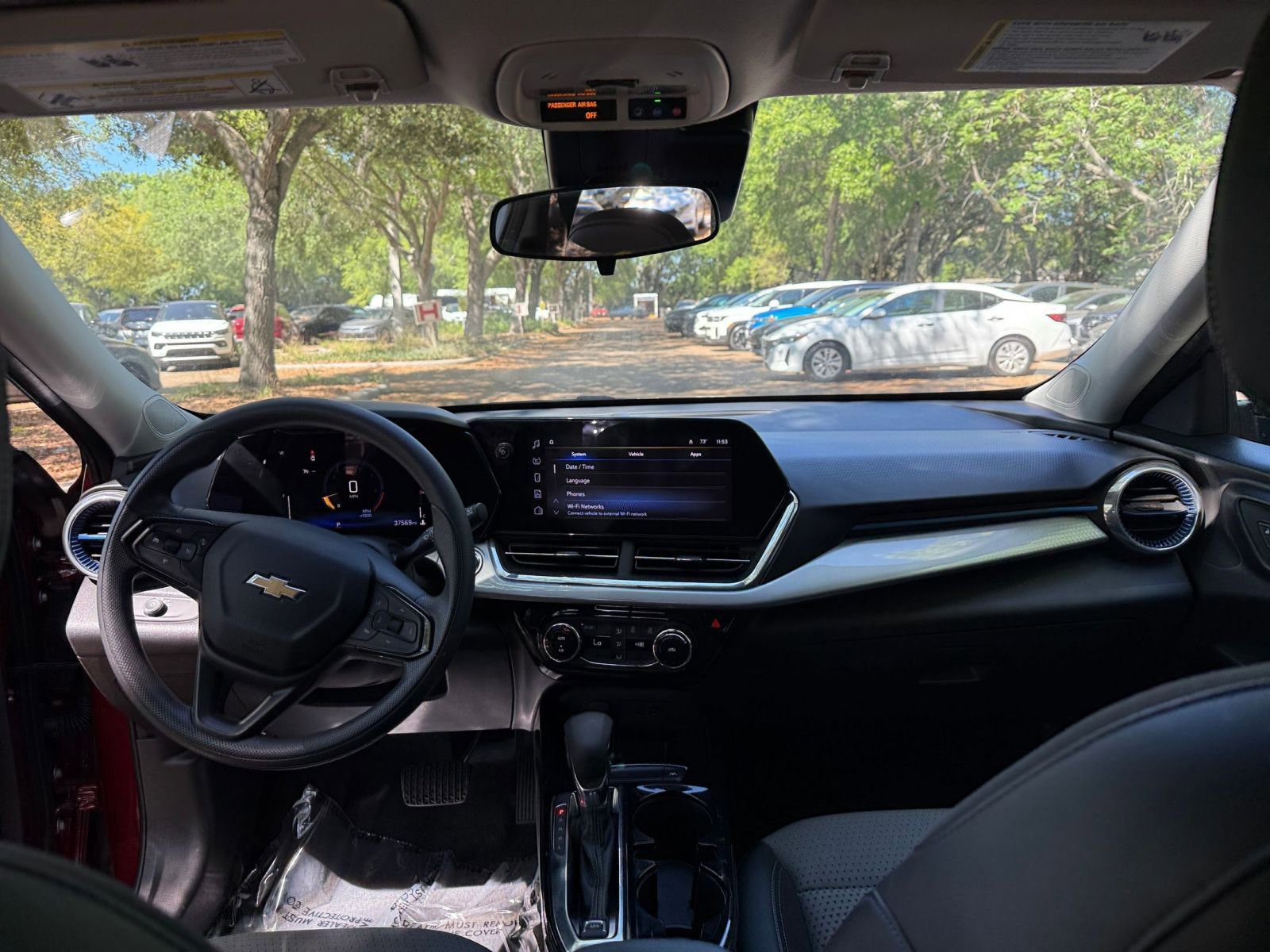 Thumbnail: 2025 Chevrolet Trax - 28