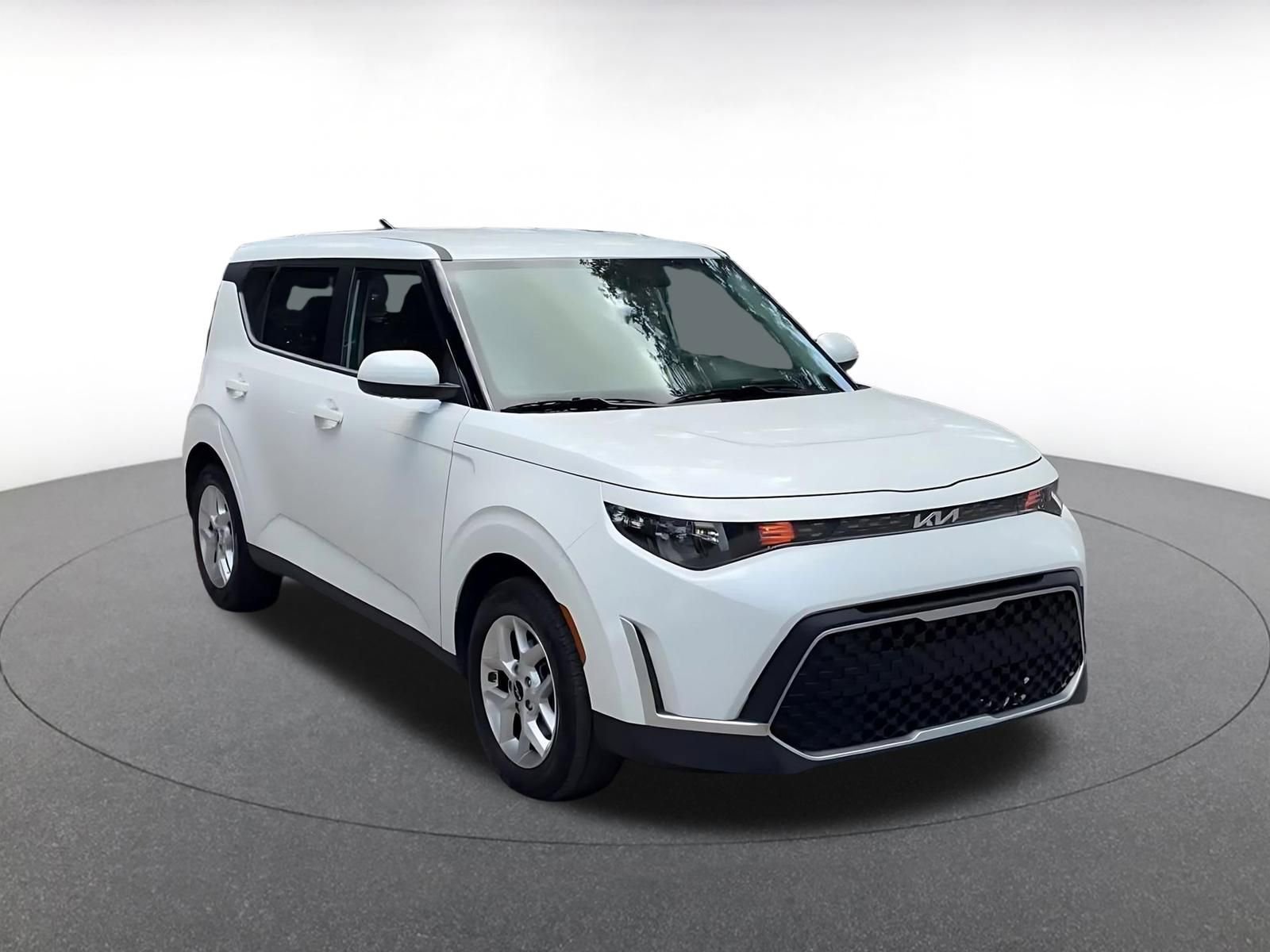 Thumbnail: 2025 Kia Soul - 3